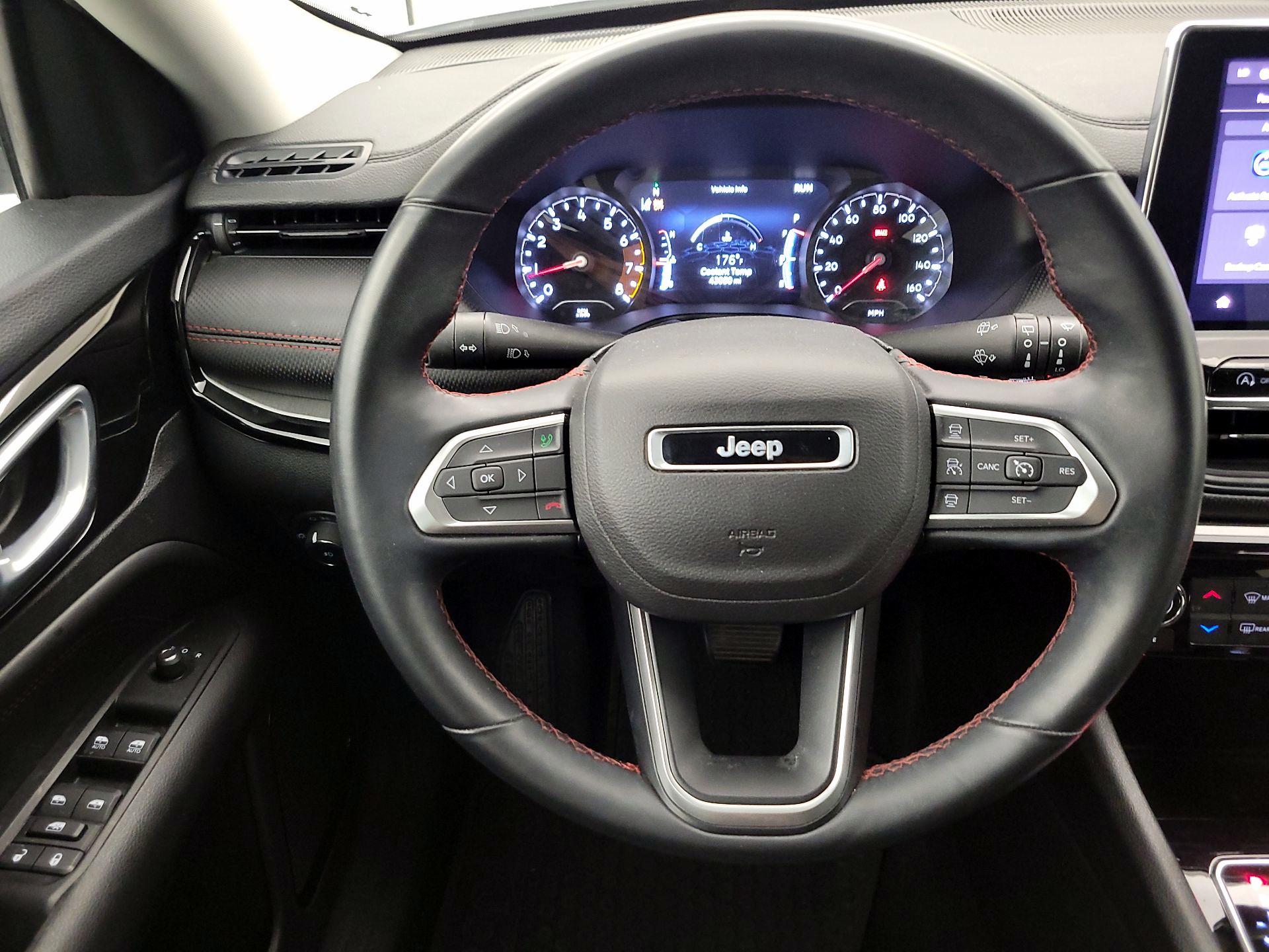 Thumbnail: 2022 Jeep Compass - 10