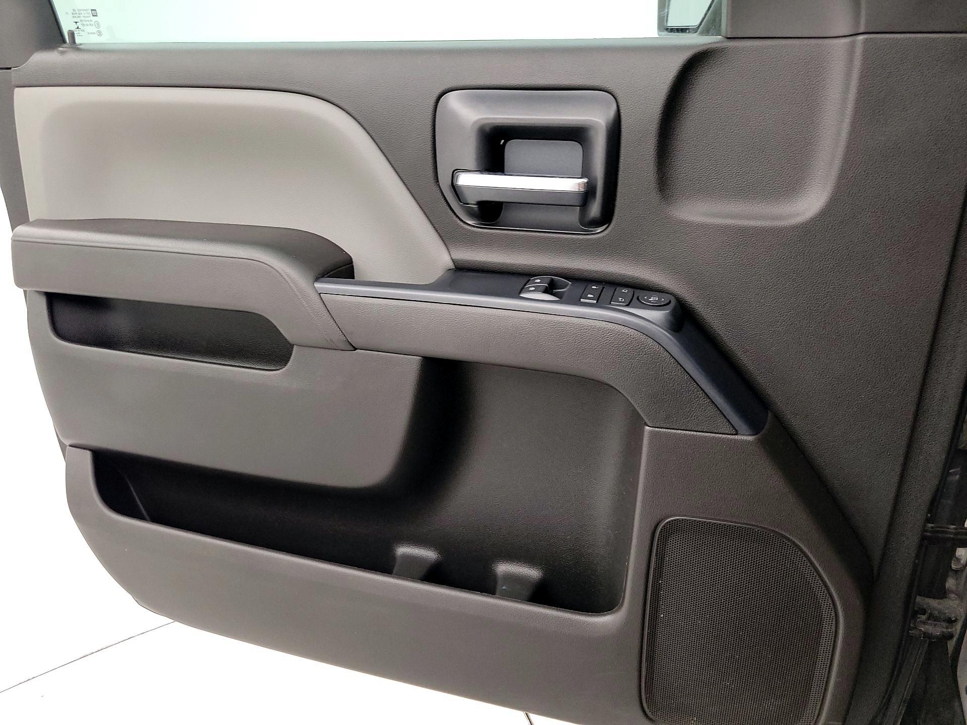 Thumbnail: 2017 Chevrolet Silverado 1500 - 12