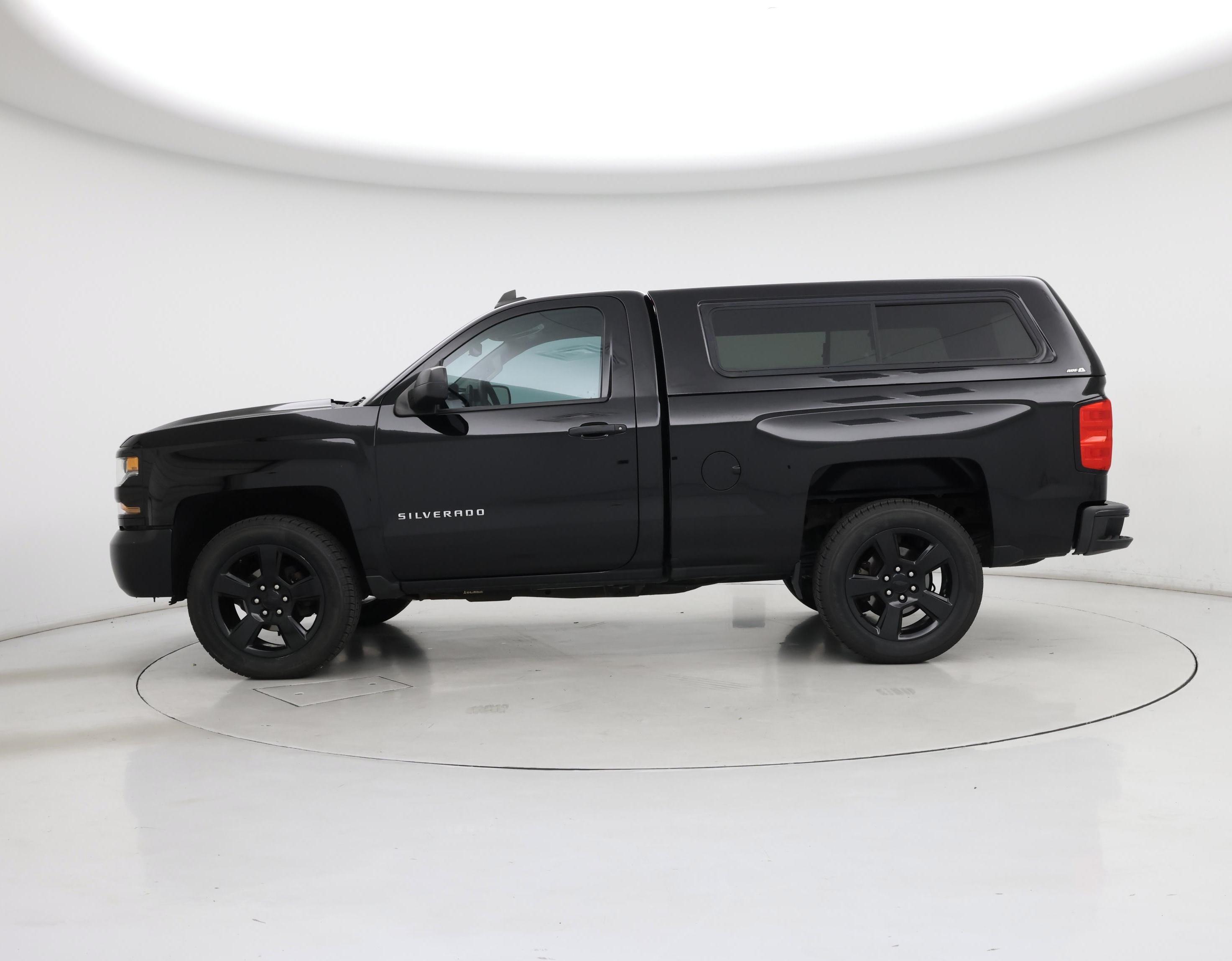 Thumbnail: 2017 Chevrolet Silverado 1500 - 3