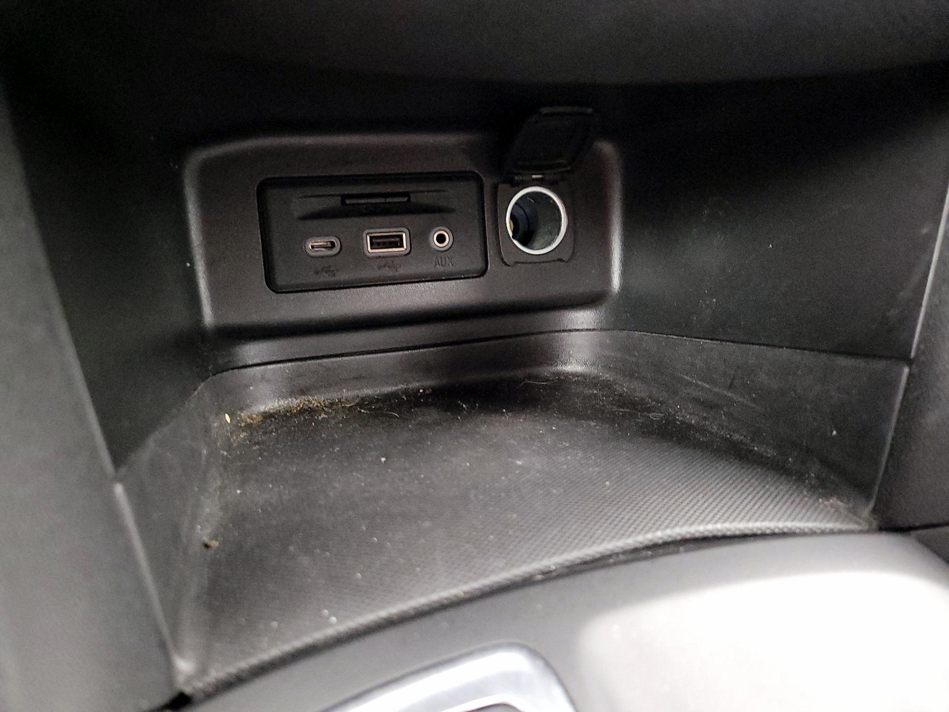Thumbnail: 2019 Chevrolet Equinox - 18