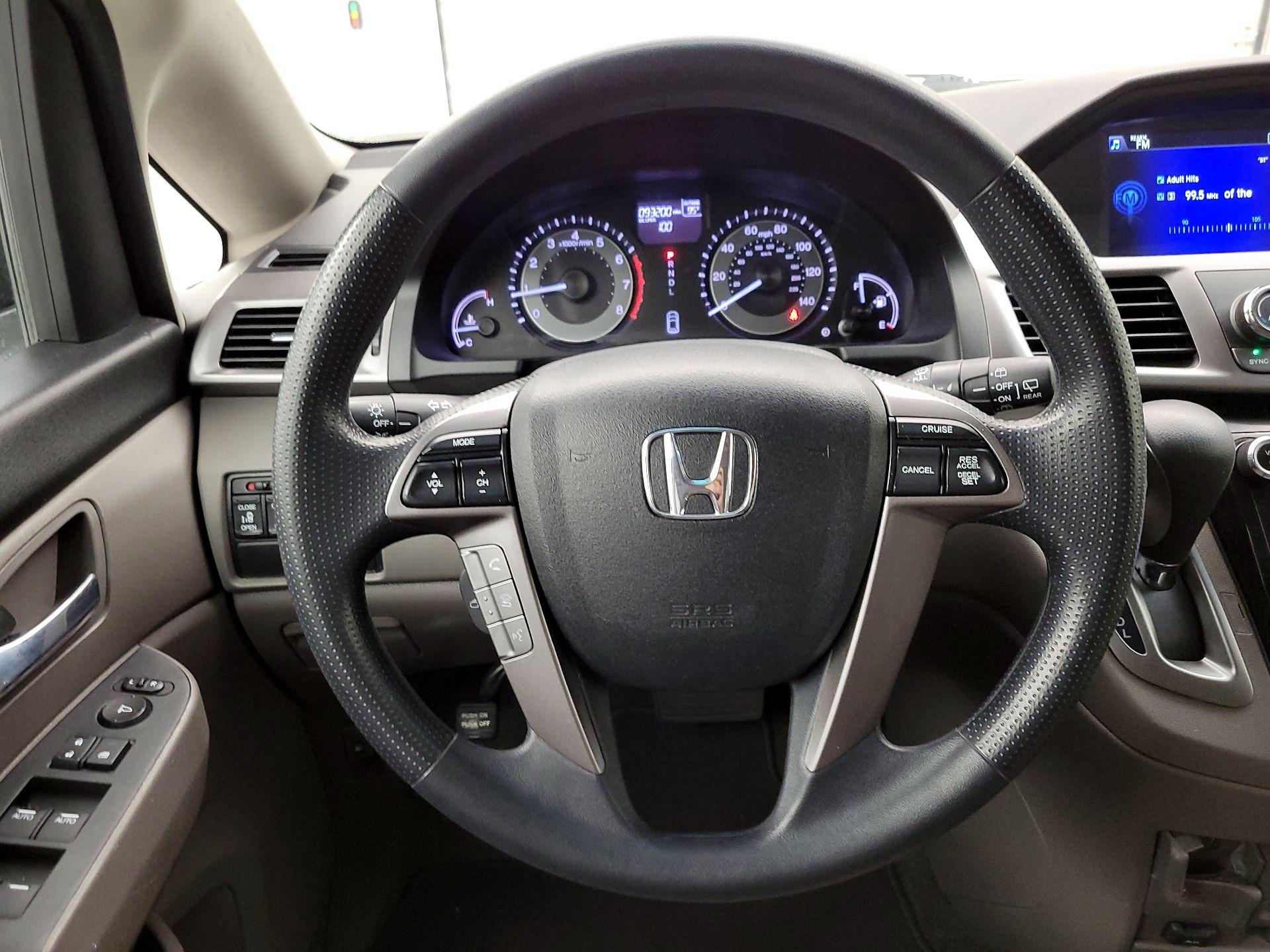 Thumbnail: 2016 Honda Odyssey - 10