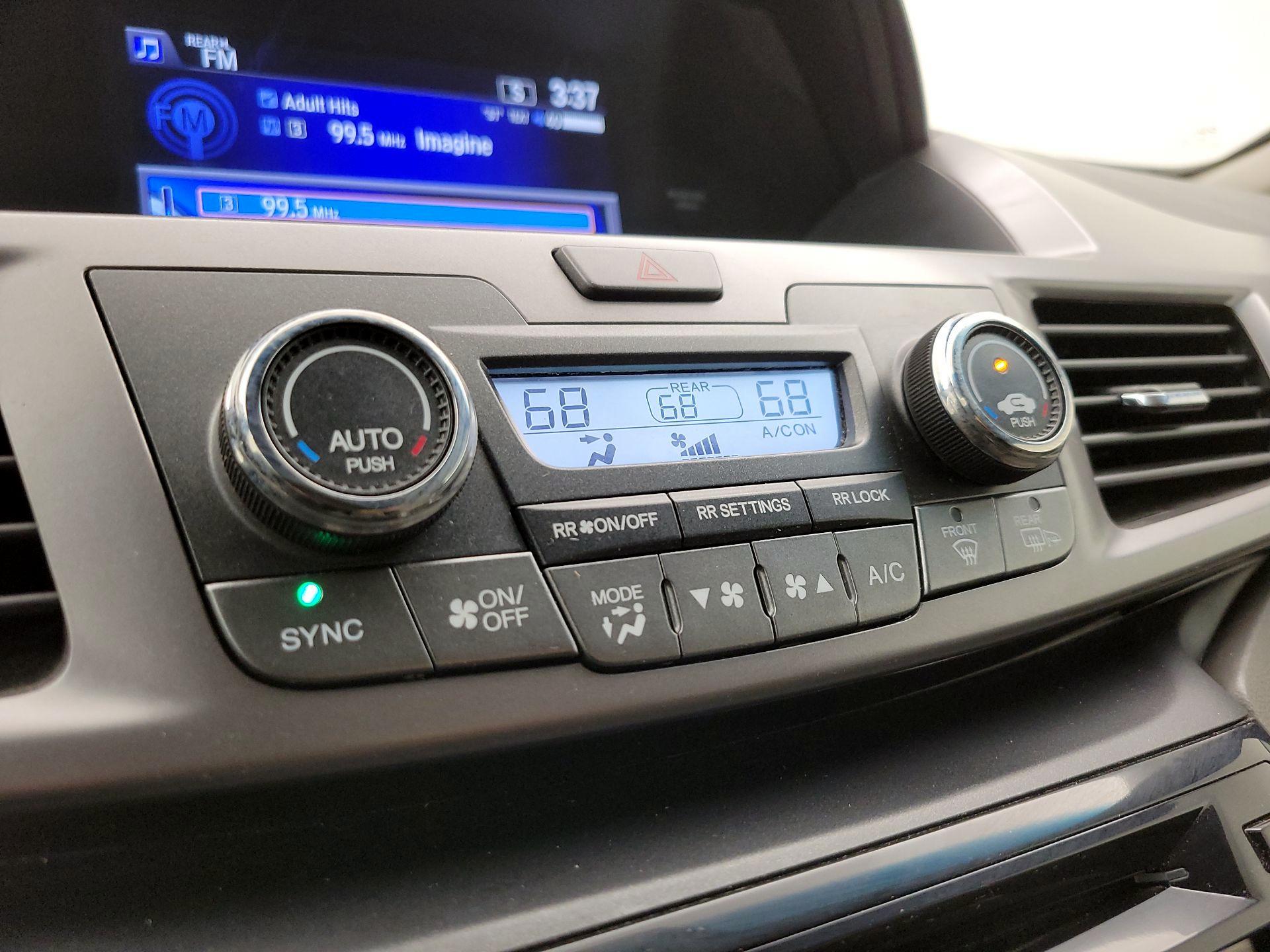 Thumbnail: 2016 Honda Odyssey - 16