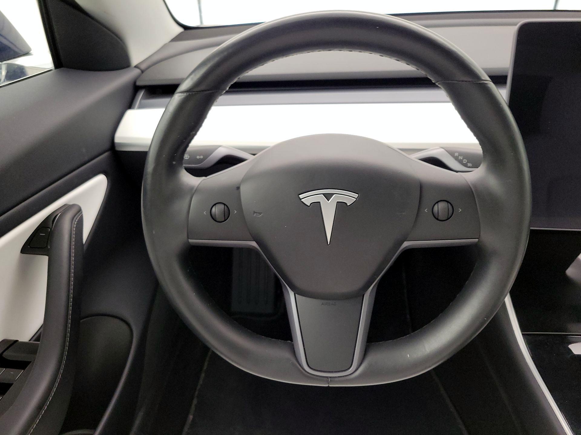 Thumbnail: 2018 Tesla Model 3 - 10