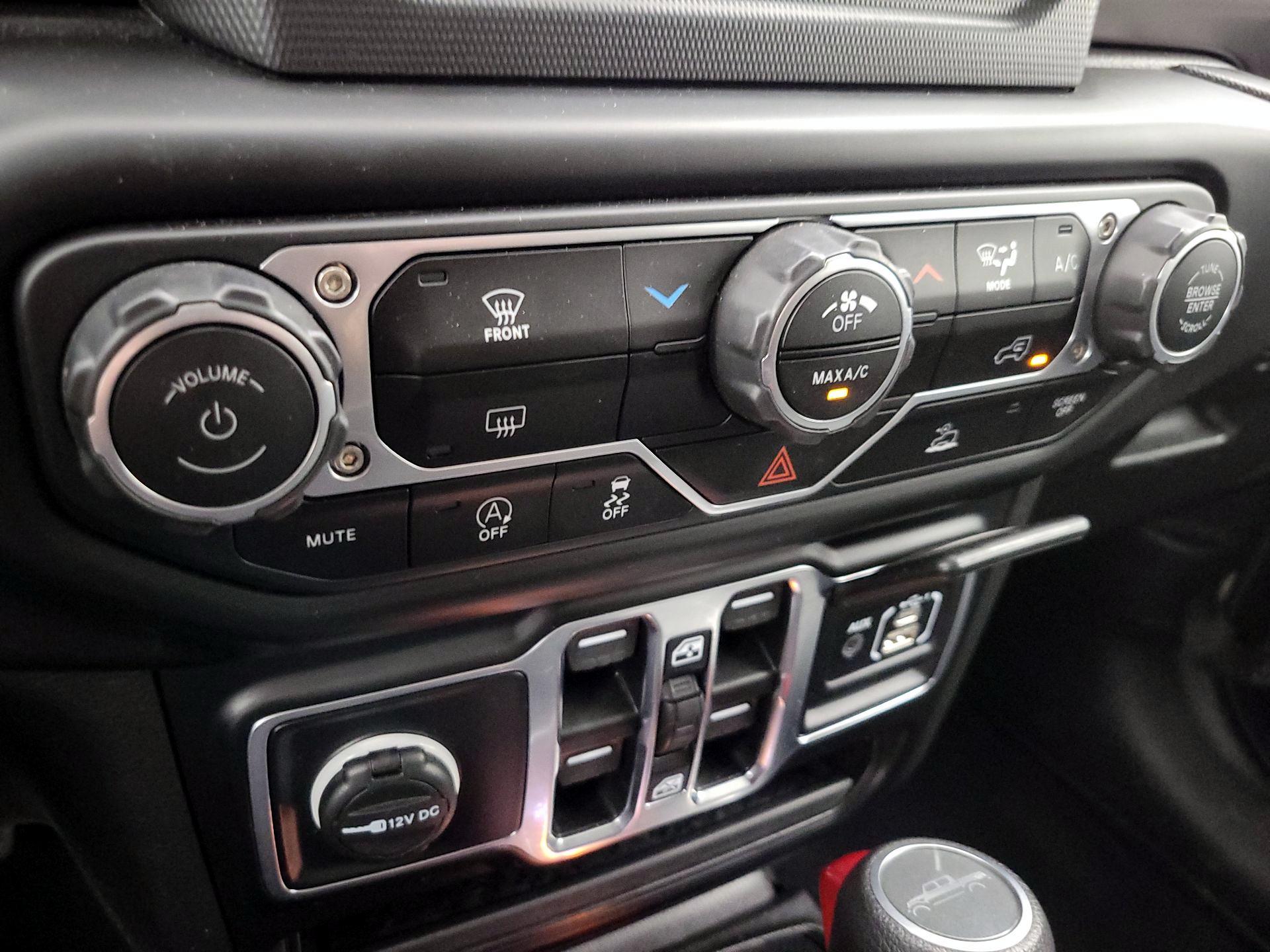 Thumbnail: 2023 Jeep Gladiator - 16