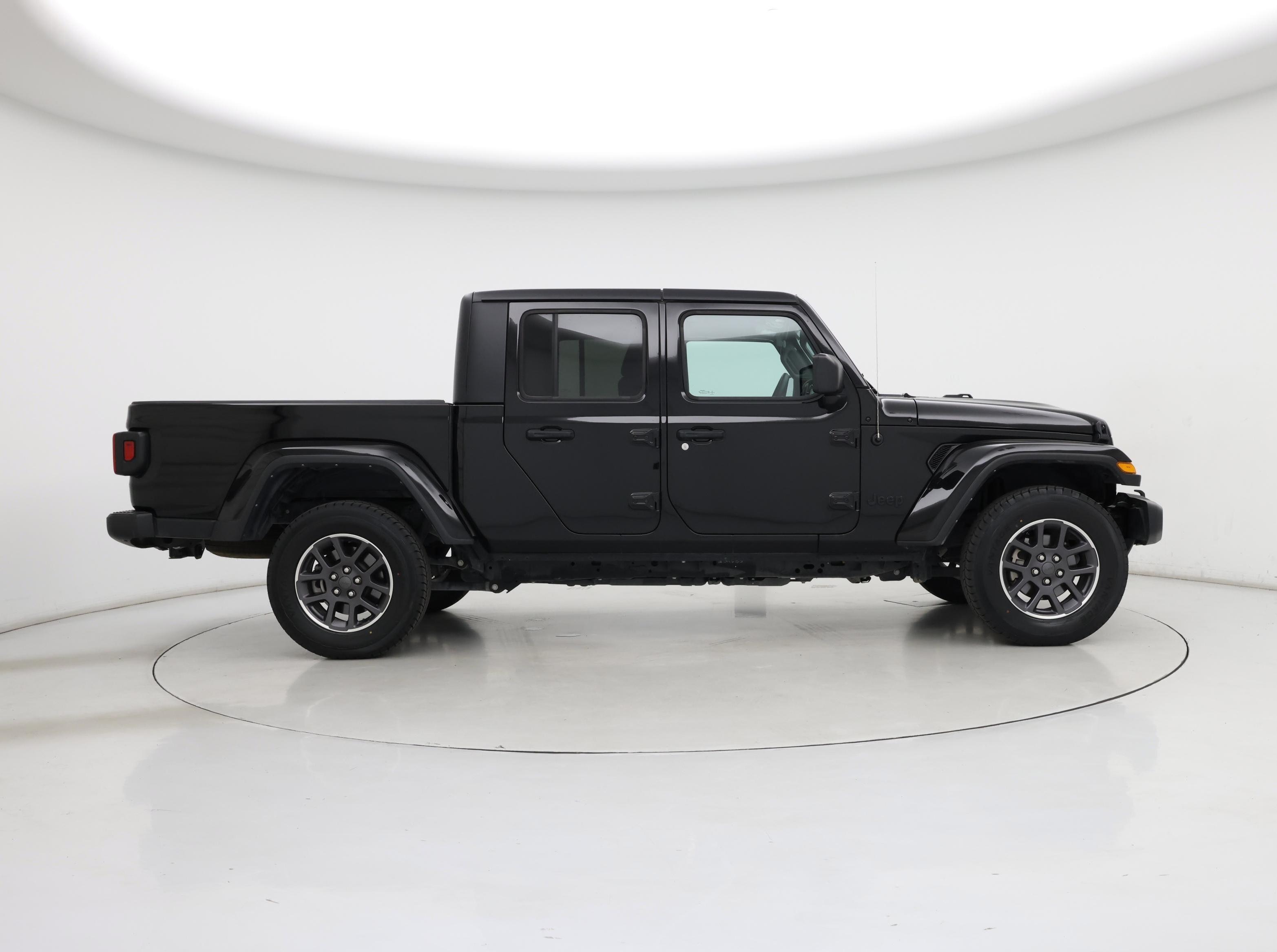 Thumbnail: 2023 Jeep Gladiator - 7