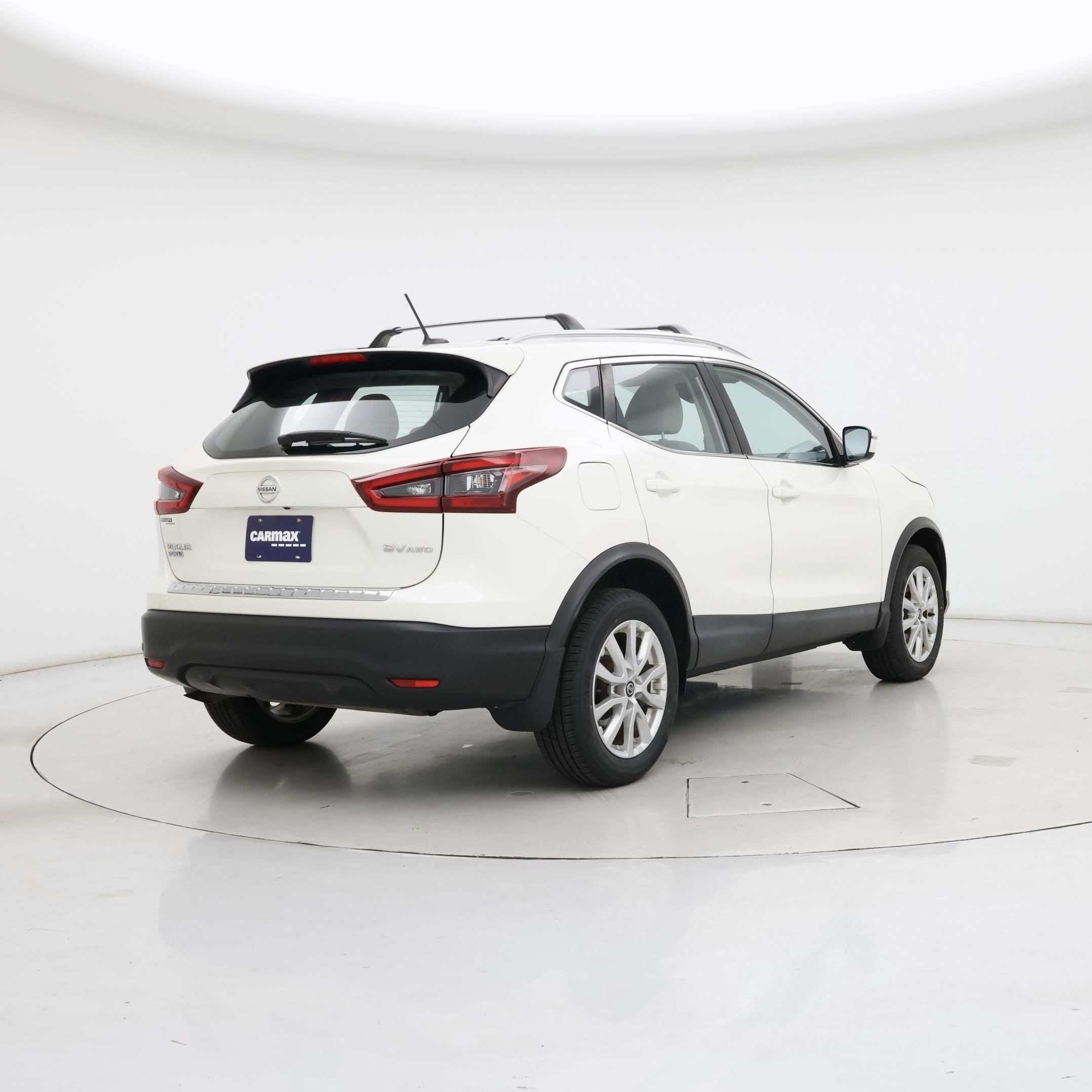 Thumbnail: 2020 Nissan Rogue Sport - 8