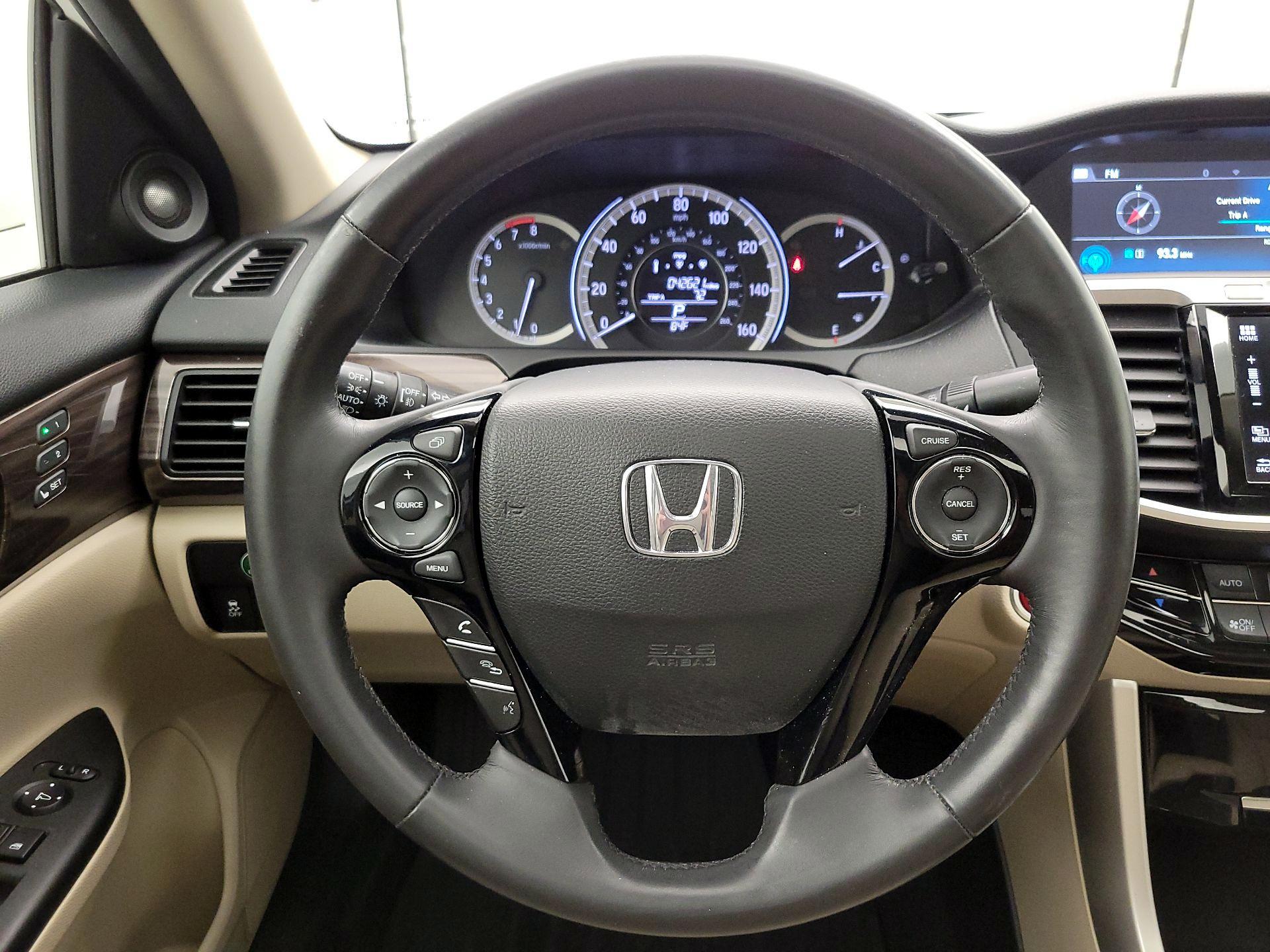 Thumbnail: 2016 Honda Accord - 10