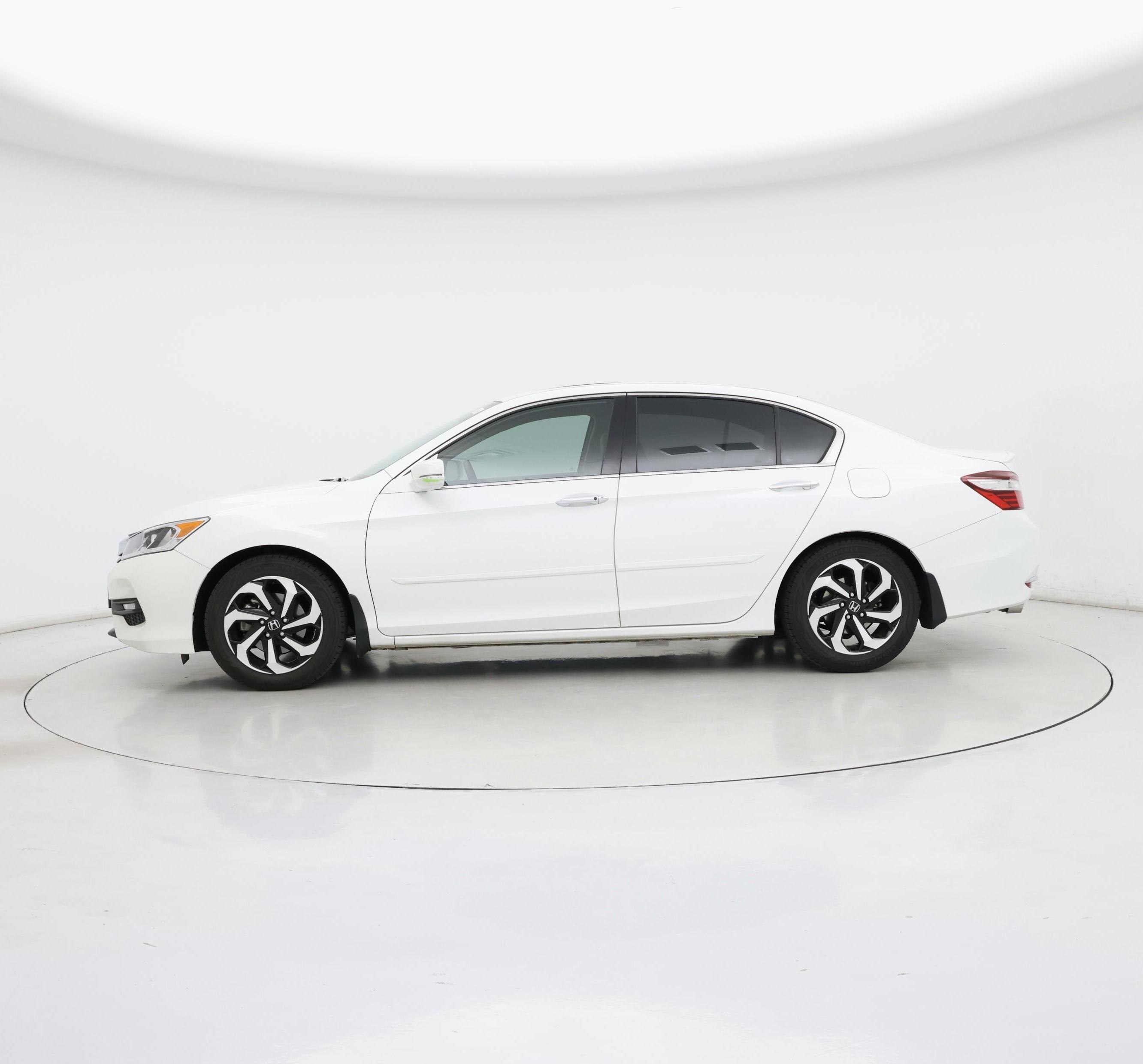 Thumbnail: 2016 Honda Accord - 3