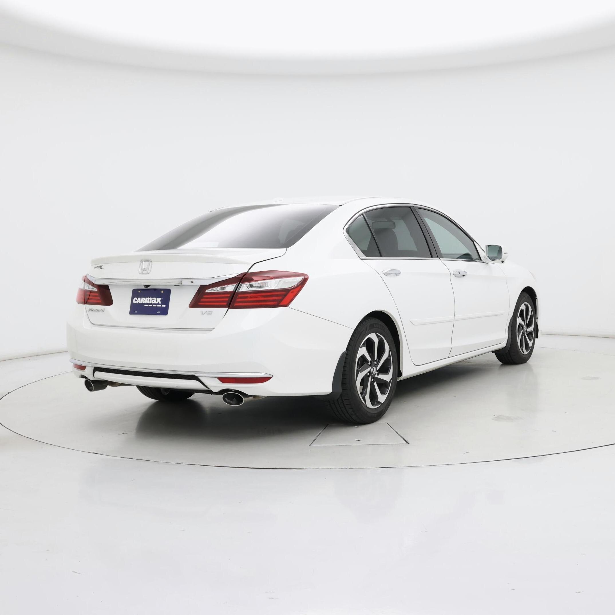 Thumbnail: 2016 Honda Accord - 8