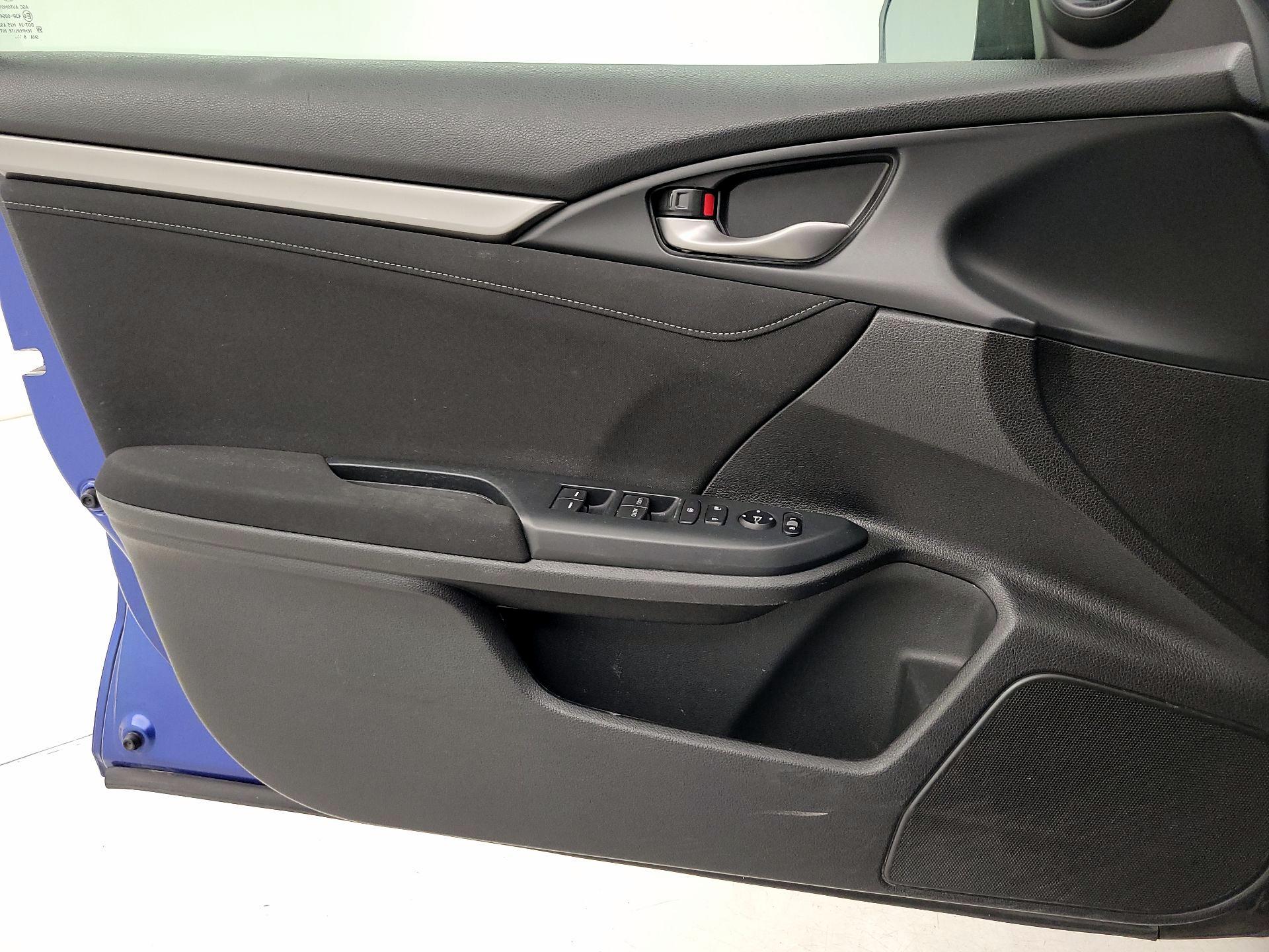 Thumbnail: 2019 Honda Civic - 12