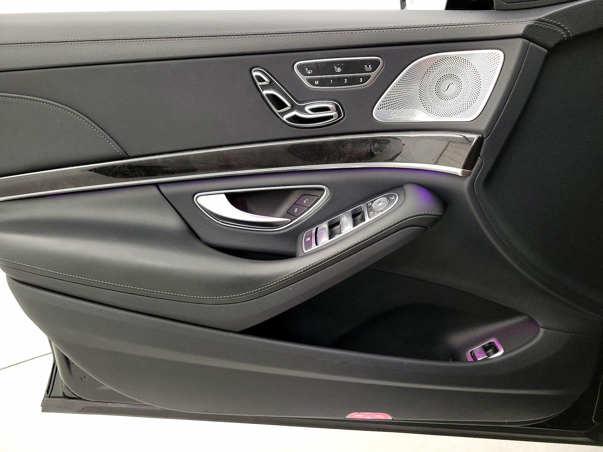 Thumbnail: 2020 Mercedes-Benz S-Class - 12