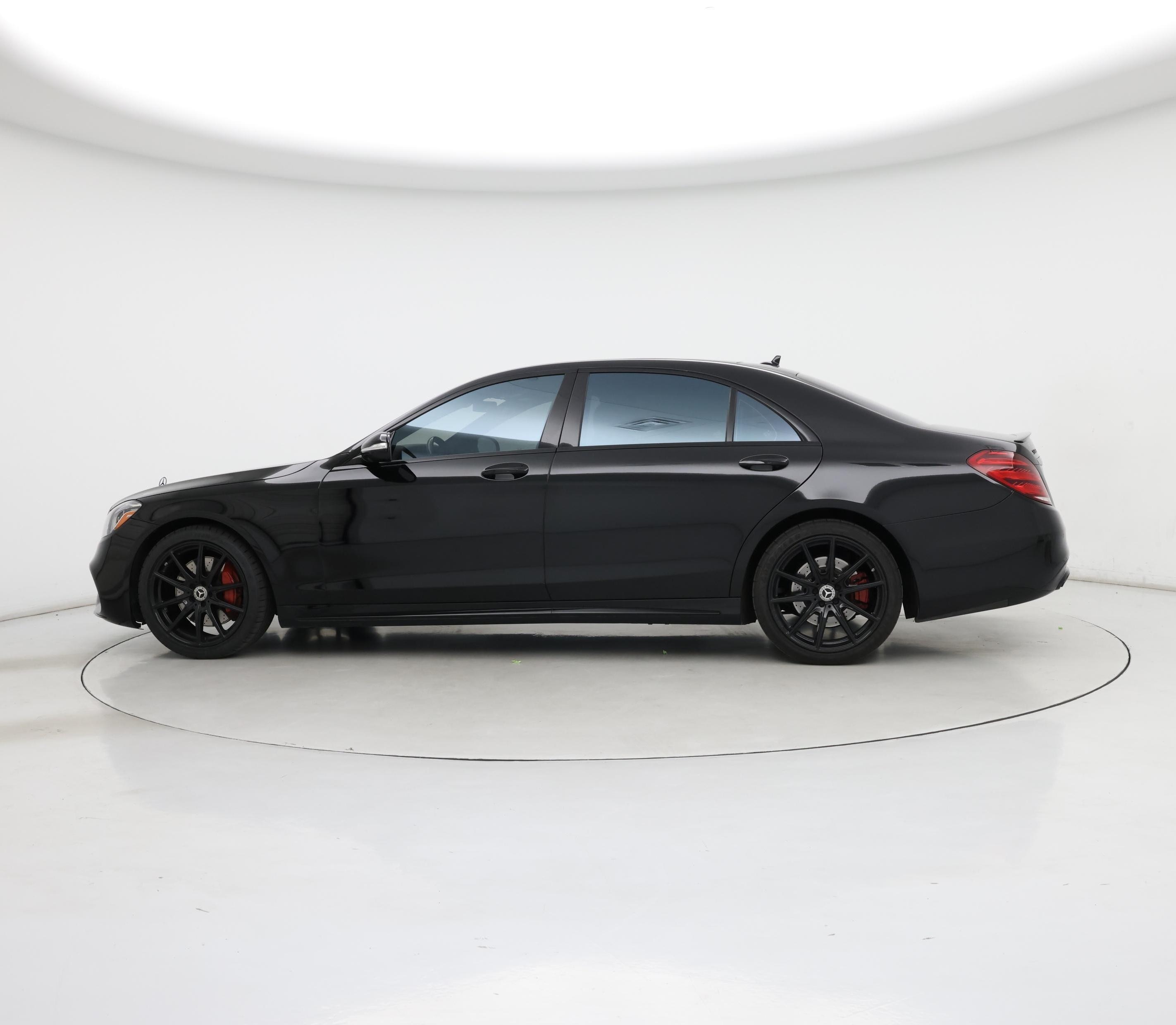 Thumbnail: 2020 Mercedes-Benz S-Class - 3