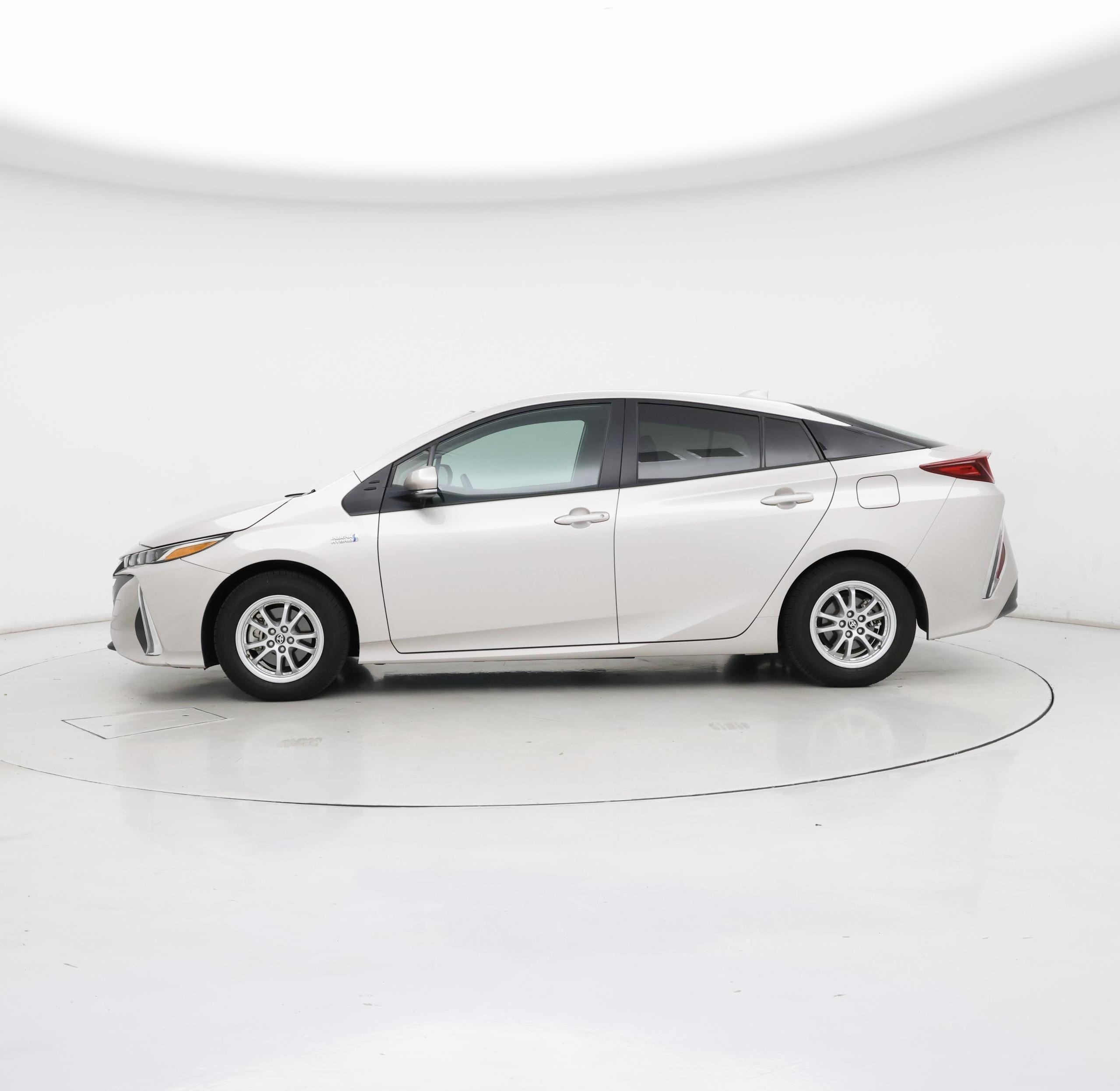 Thumbnail: 2021 Toyota Prius Prime - 3