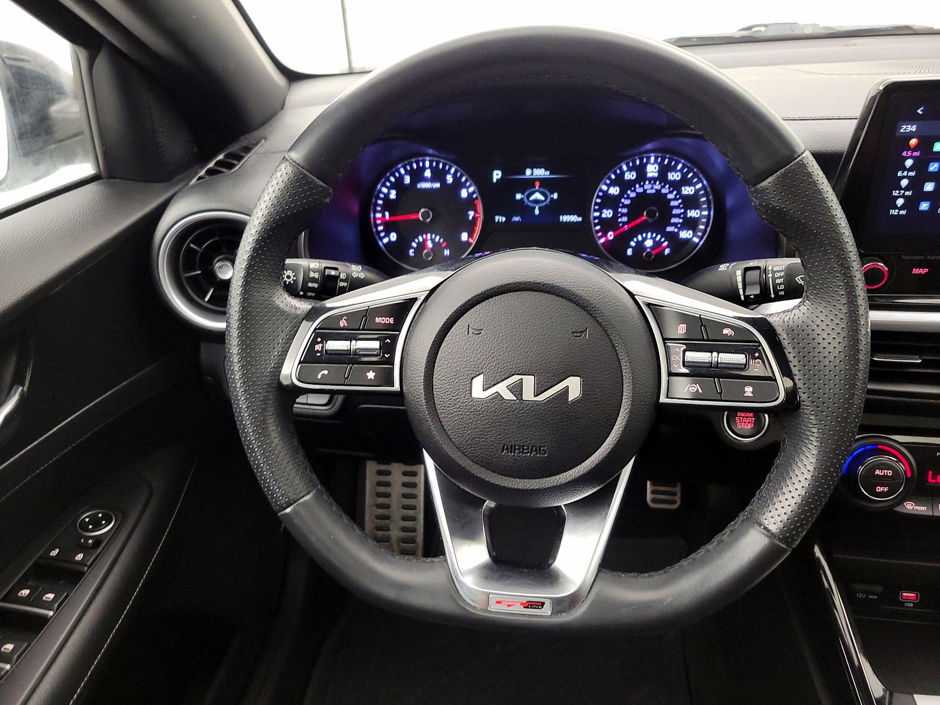 Thumbnail: 2023 Kia Forte - 10