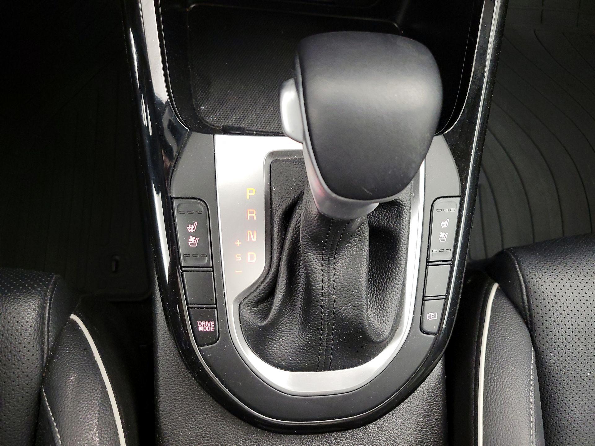 Thumbnail: 2023 Kia Forte - 18