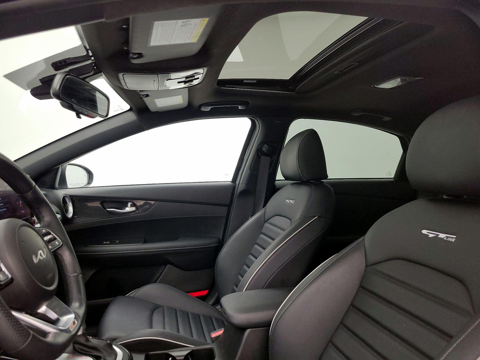 Thumbnail: 2023 Kia Forte - 20