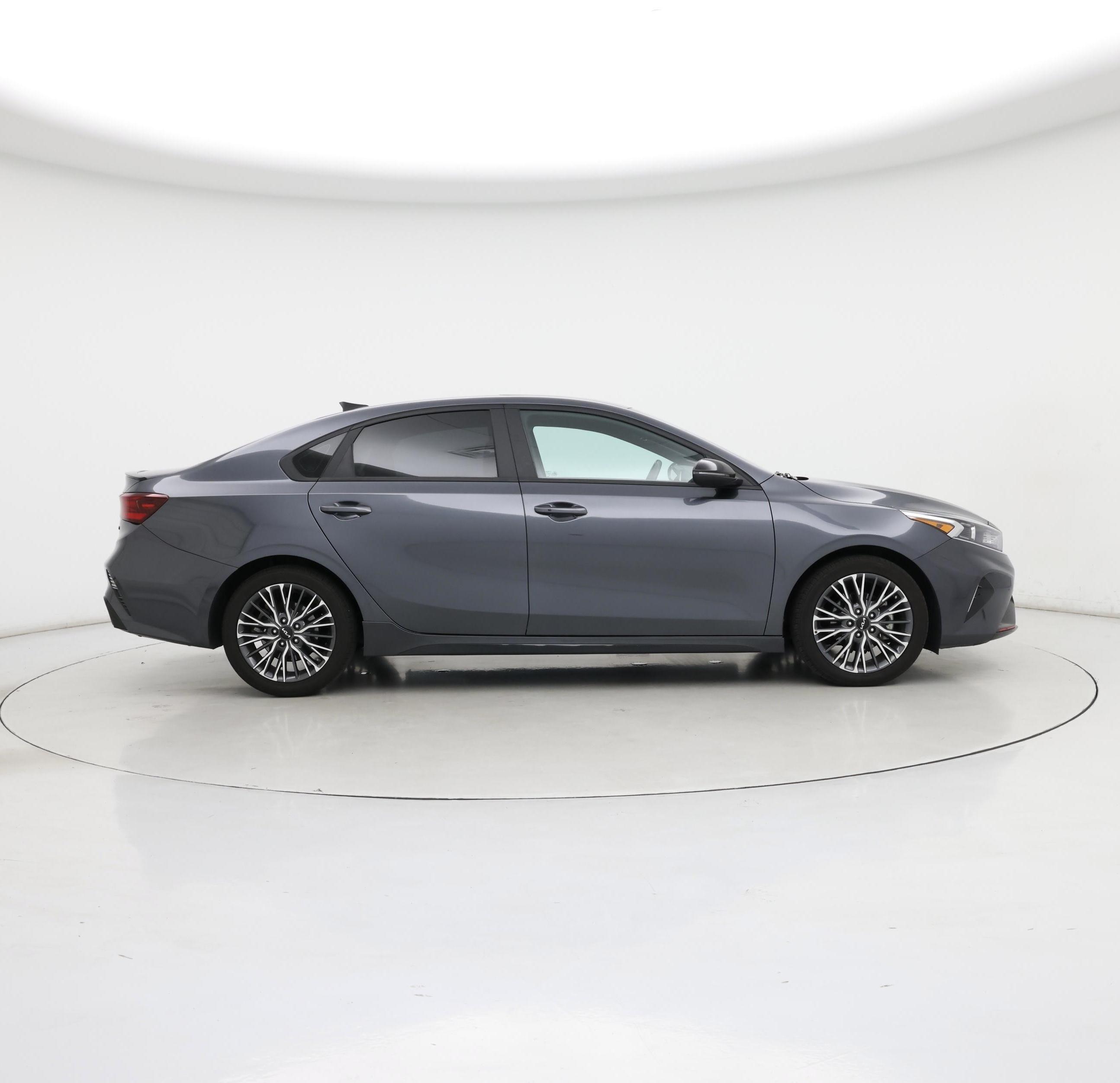 Thumbnail: 2023 Kia Forte - 7