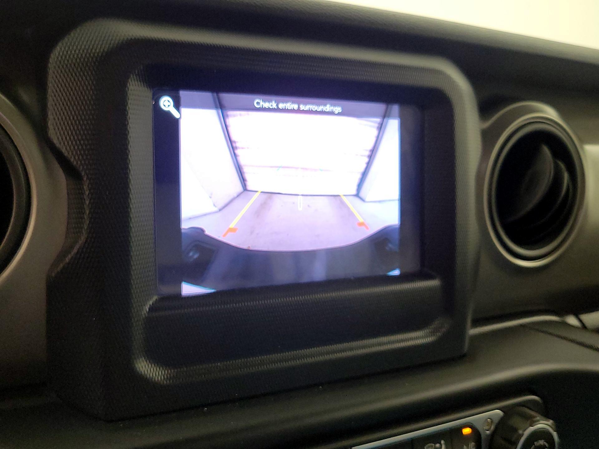 Thumbnail: 2022 Jeep Gladiator - 14