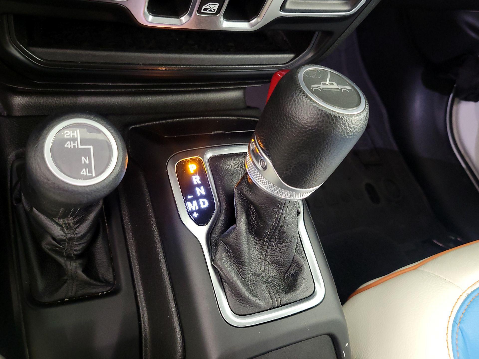 Thumbnail: 2022 Jeep Gladiator - 17