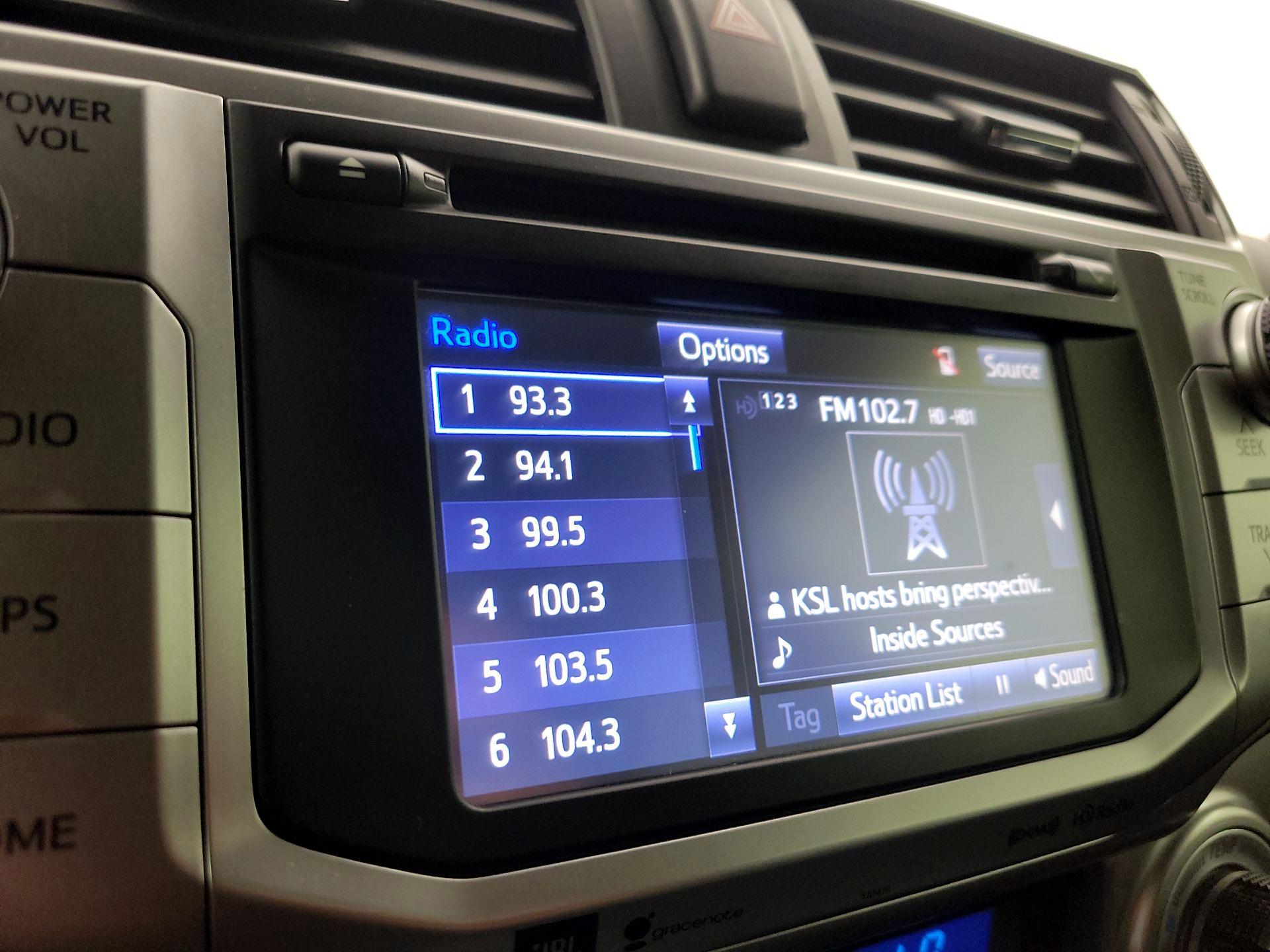 Thumbnail: 2019 Toyota 4Runner - 15