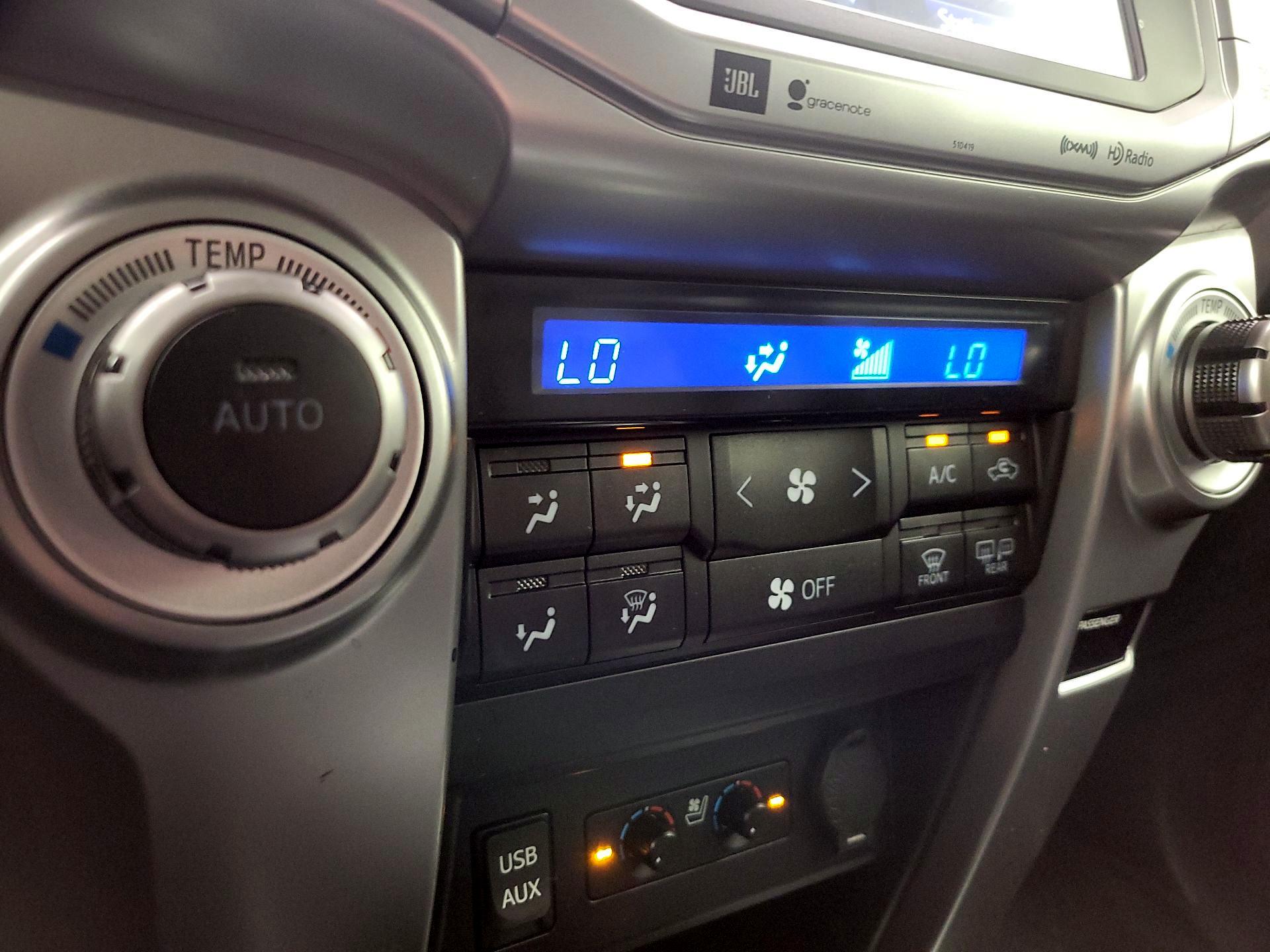 Thumbnail: 2019 Toyota 4Runner - 16