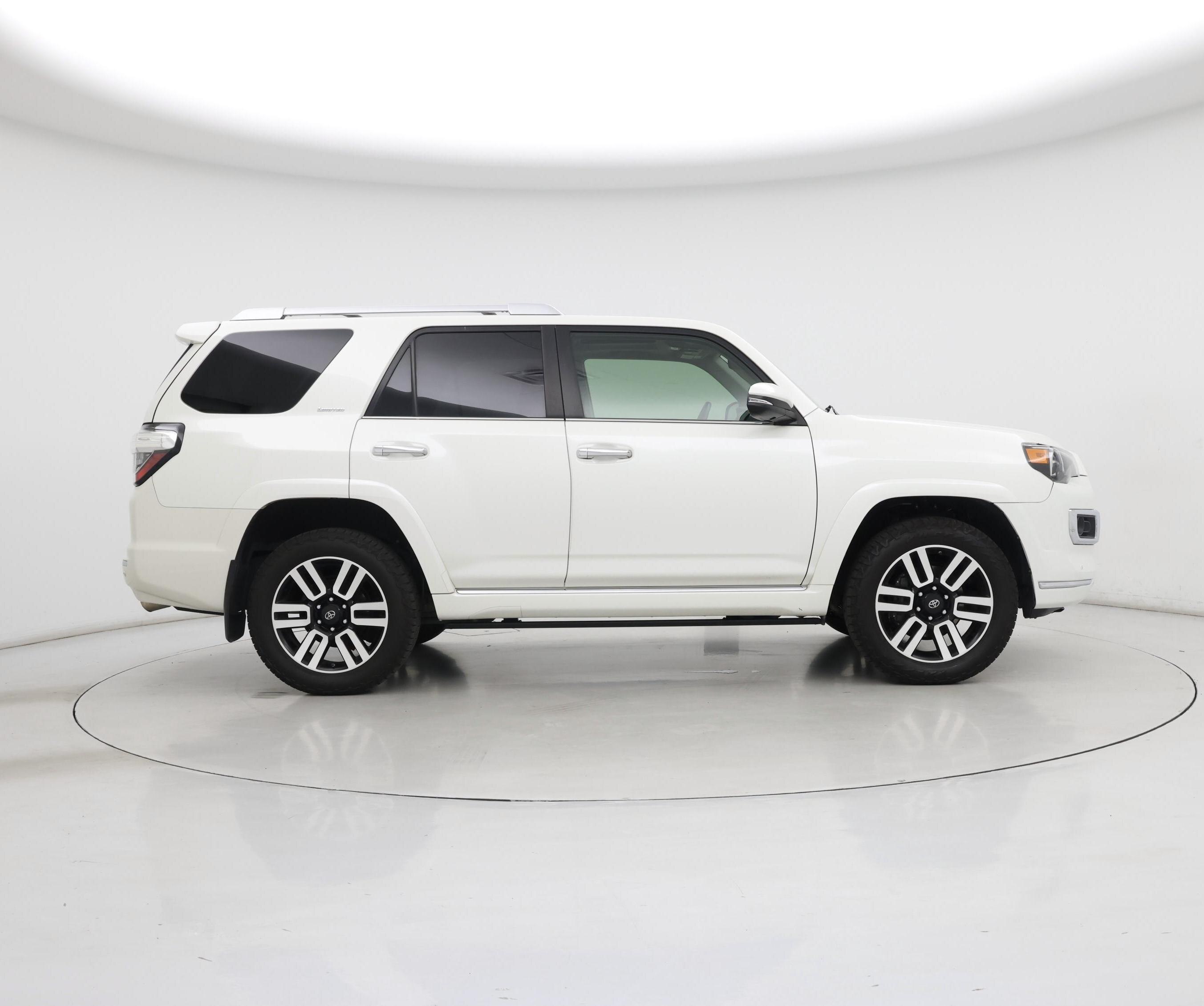 Thumbnail: 2019 Toyota 4Runner - 7
