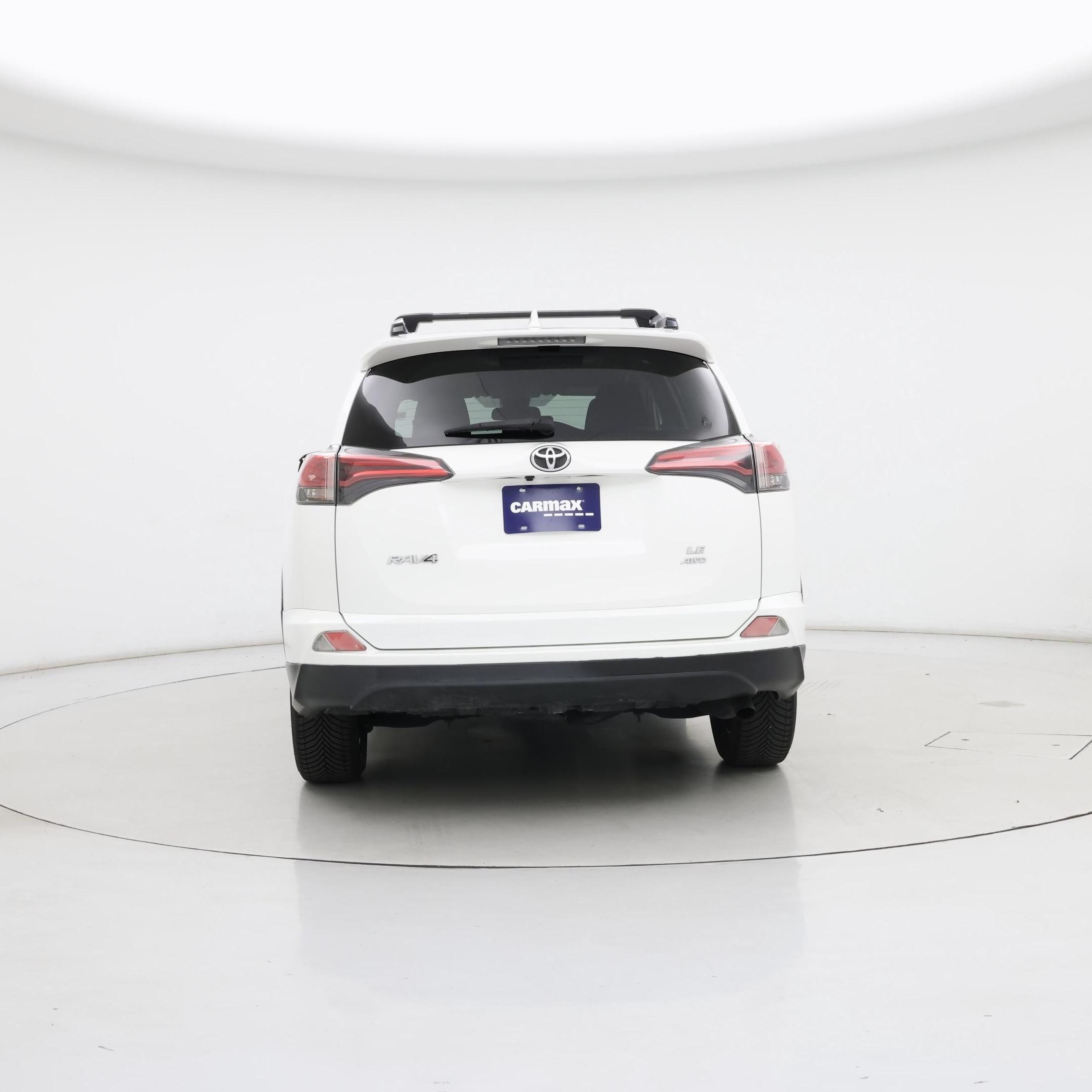 Thumbnail: 2018 Toyota RAV4 - 6