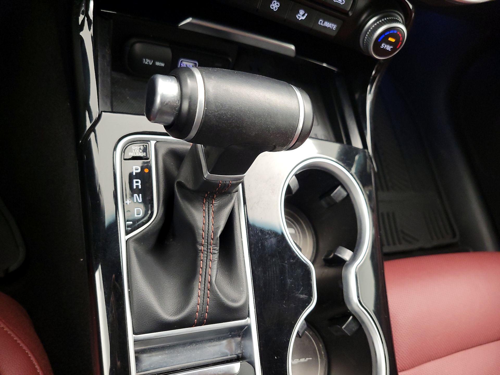 Thumbnail: 2022 Kia Stinger - 18