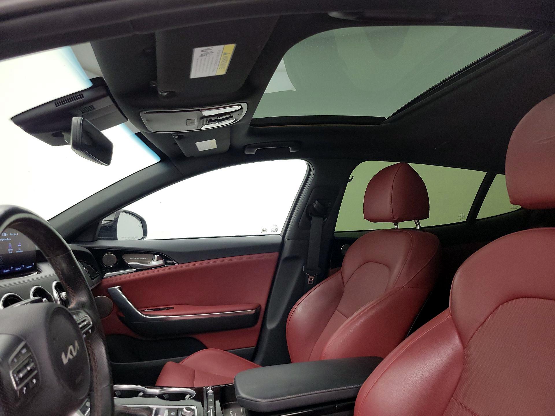 Thumbnail: 2022 Kia Stinger - 20