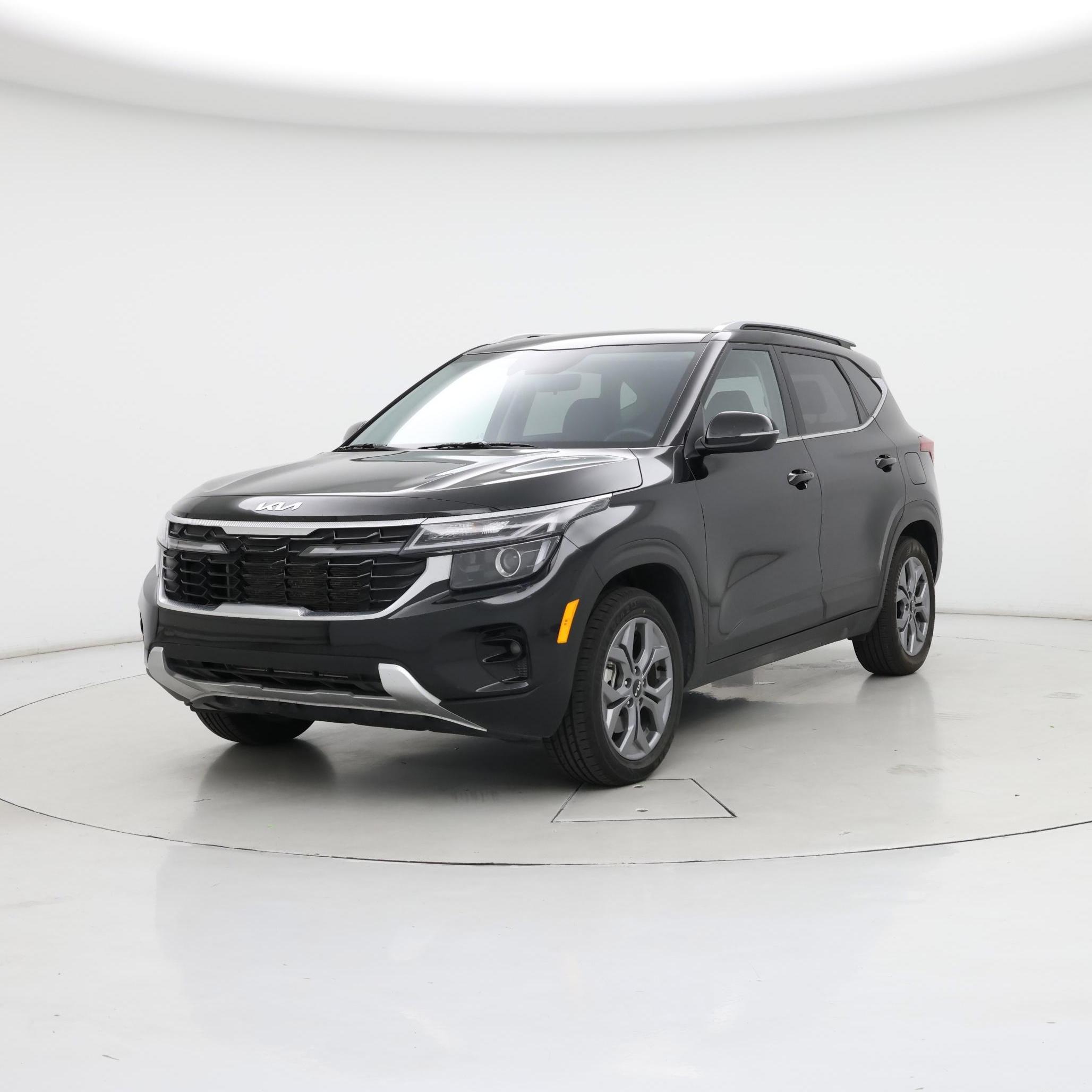 Thumbnail: 2024 Kia Seltos - 4