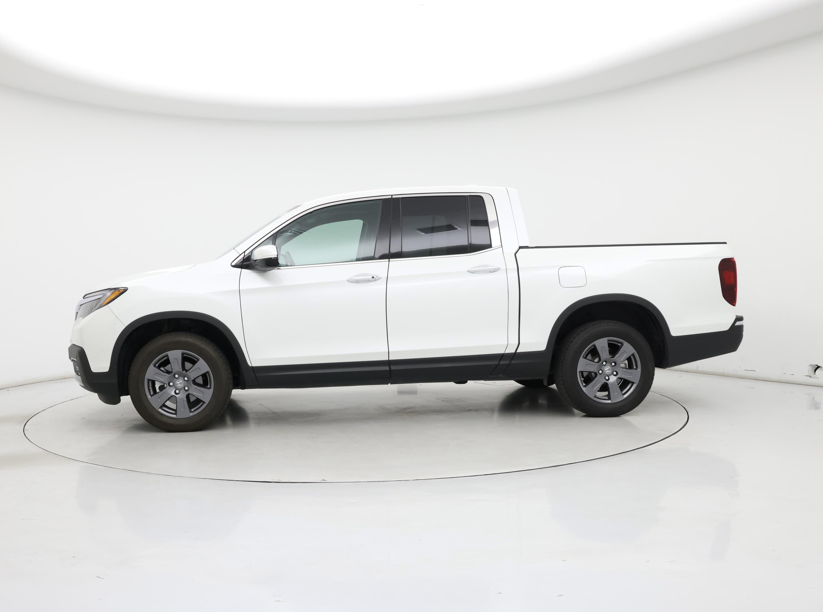 Thumbnail: 2020 Honda Ridgeline - 3
