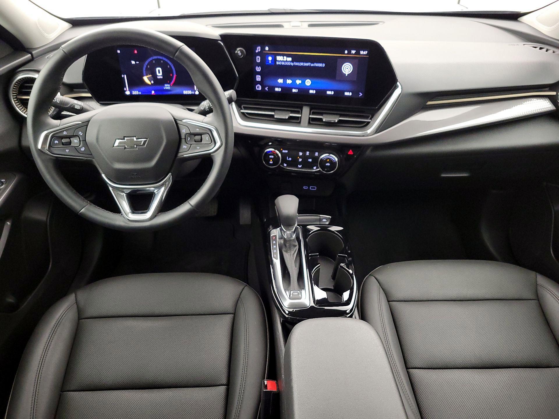 Thumbnail: 2025 Chevrolet Trax - 9
