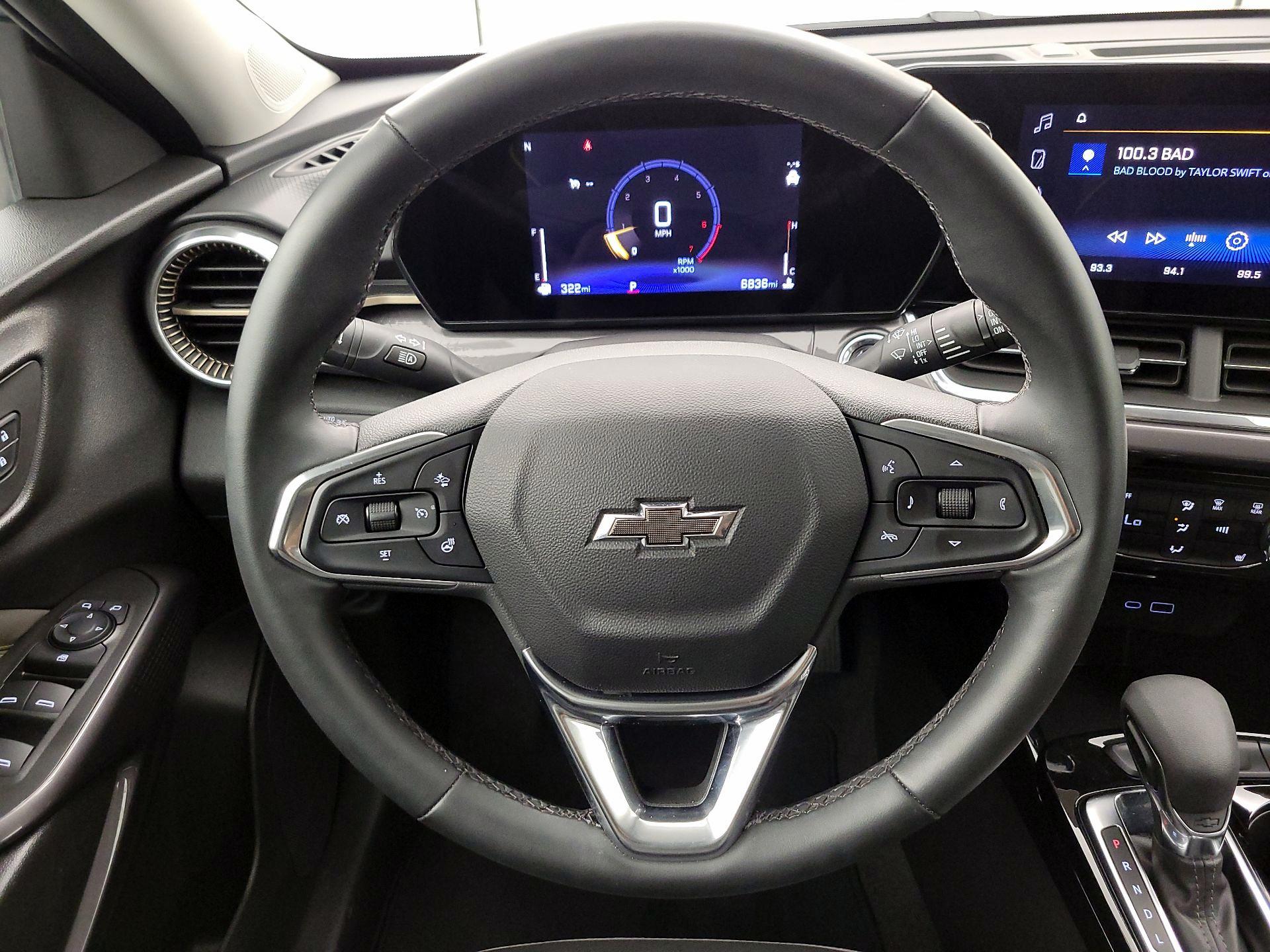 Thumbnail: 2025 Chevrolet Trax - 10