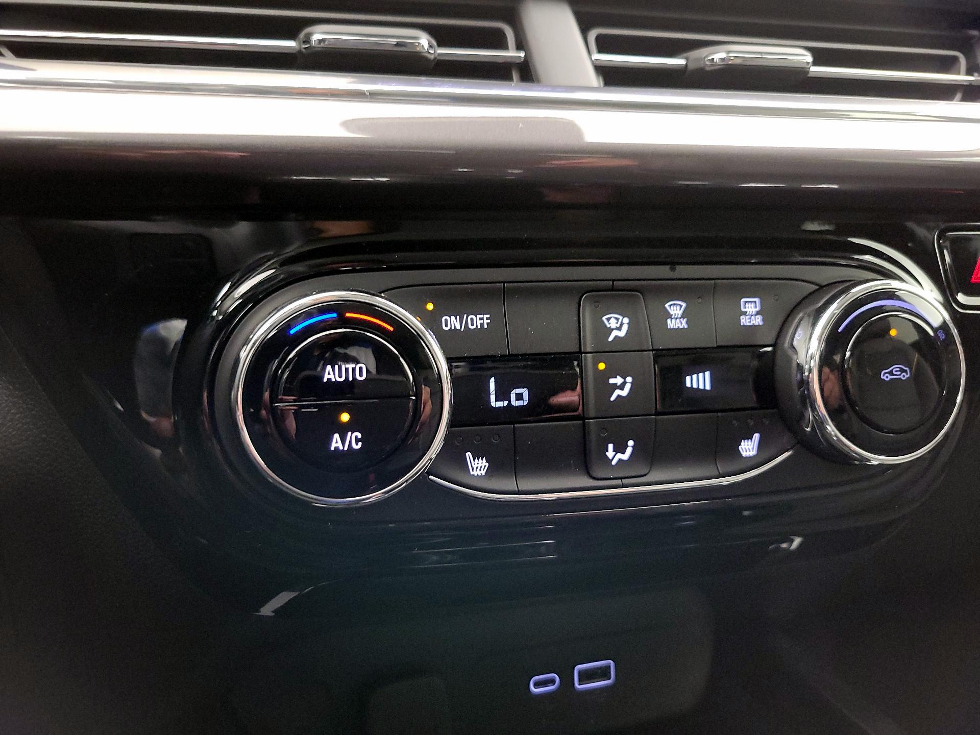 Thumbnail: 2025 Chevrolet Trax - 16