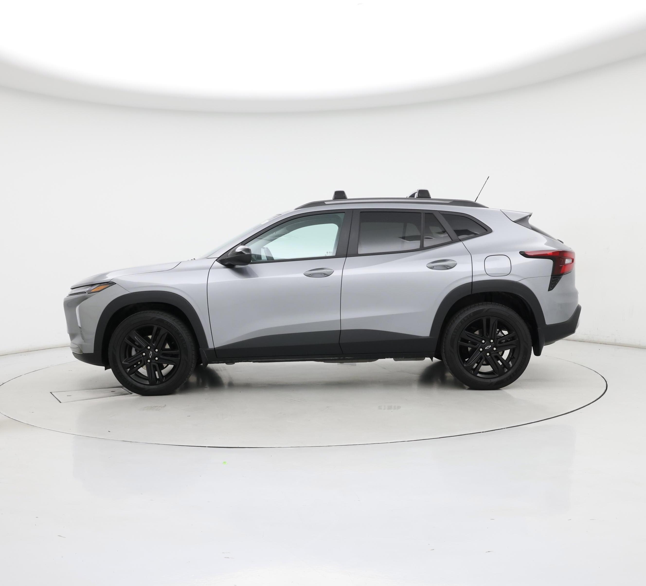 Thumbnail: 2025 Chevrolet Trax - 3