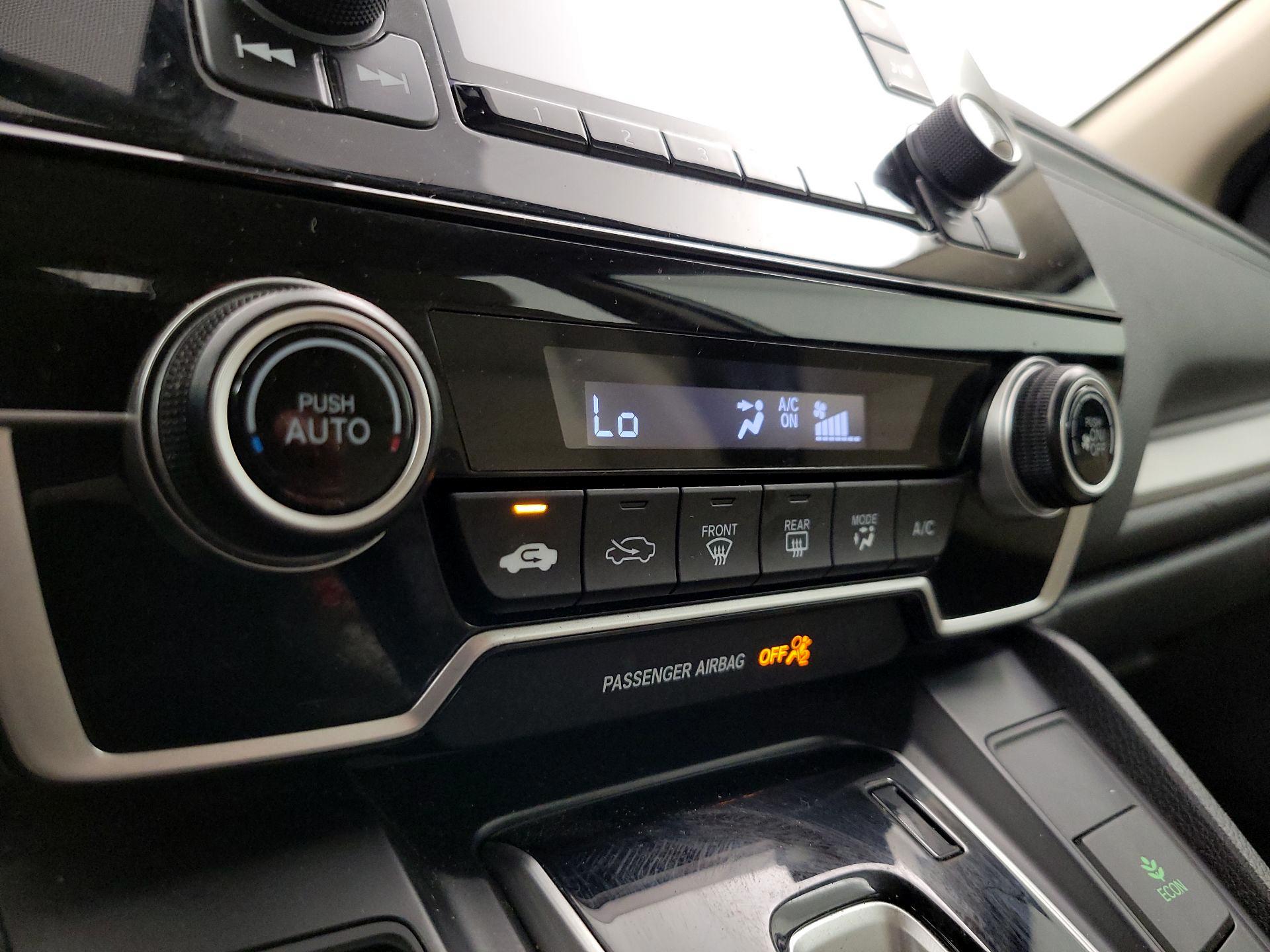 Thumbnail: 2018 Honda CR-V - 16
