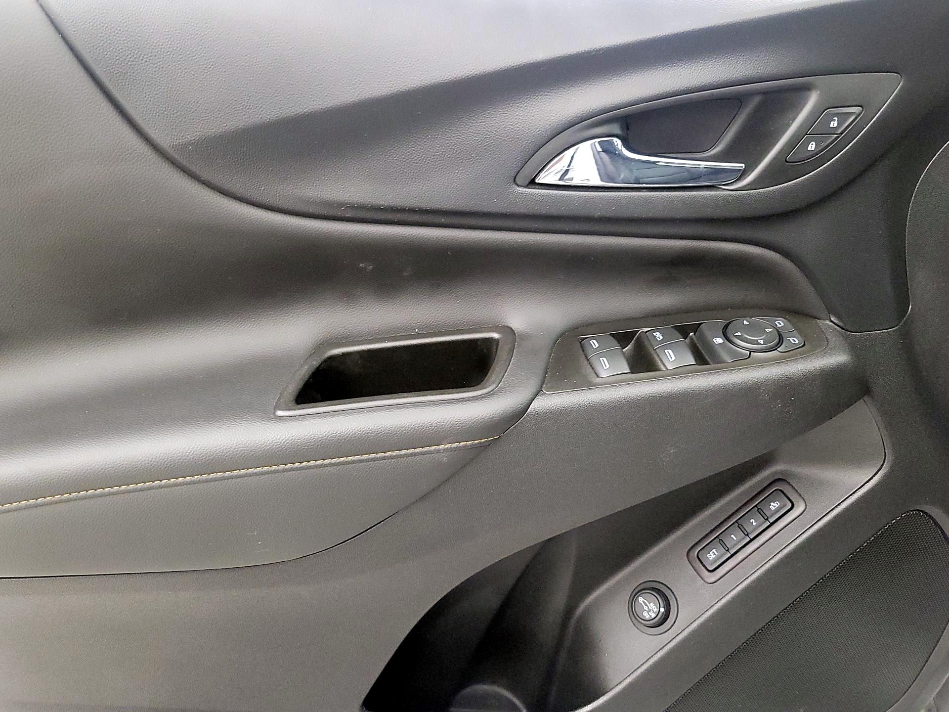 Thumbnail: 2021 Chevrolet Equinox - 12