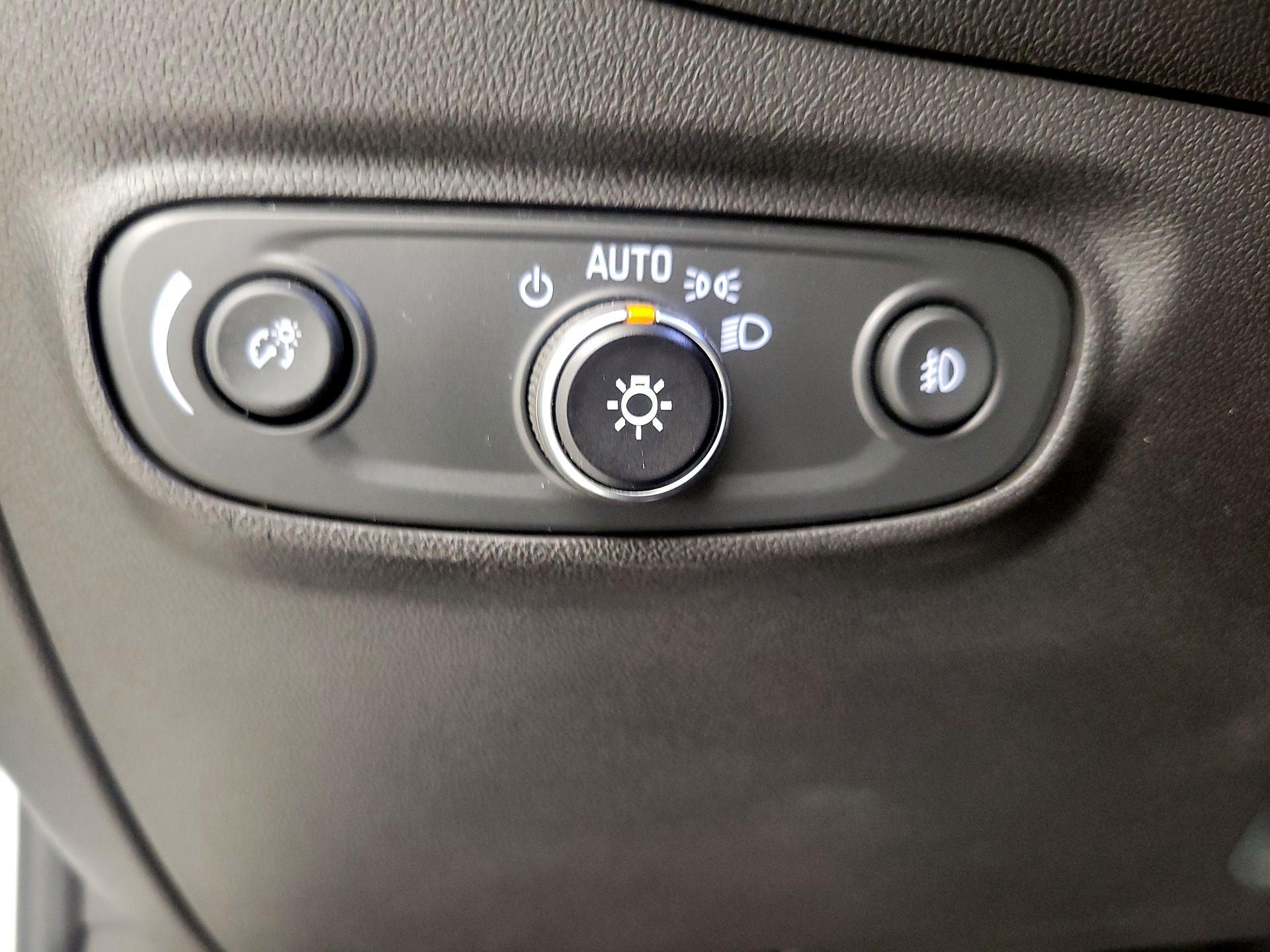 Thumbnail: 2021 Chevrolet Equinox - 13