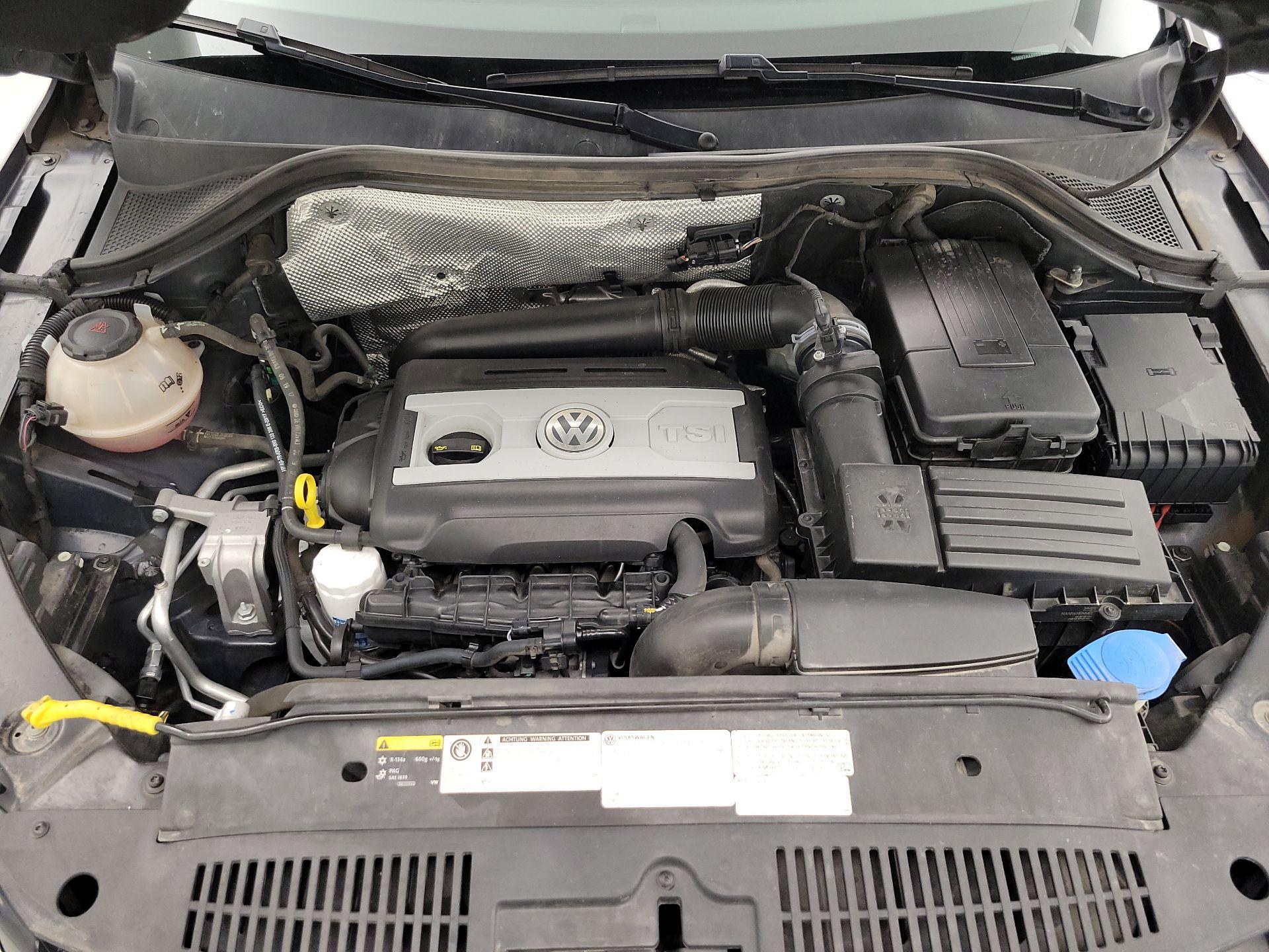 Thumbnail: 2017 Volkswagen Tiguan - 20