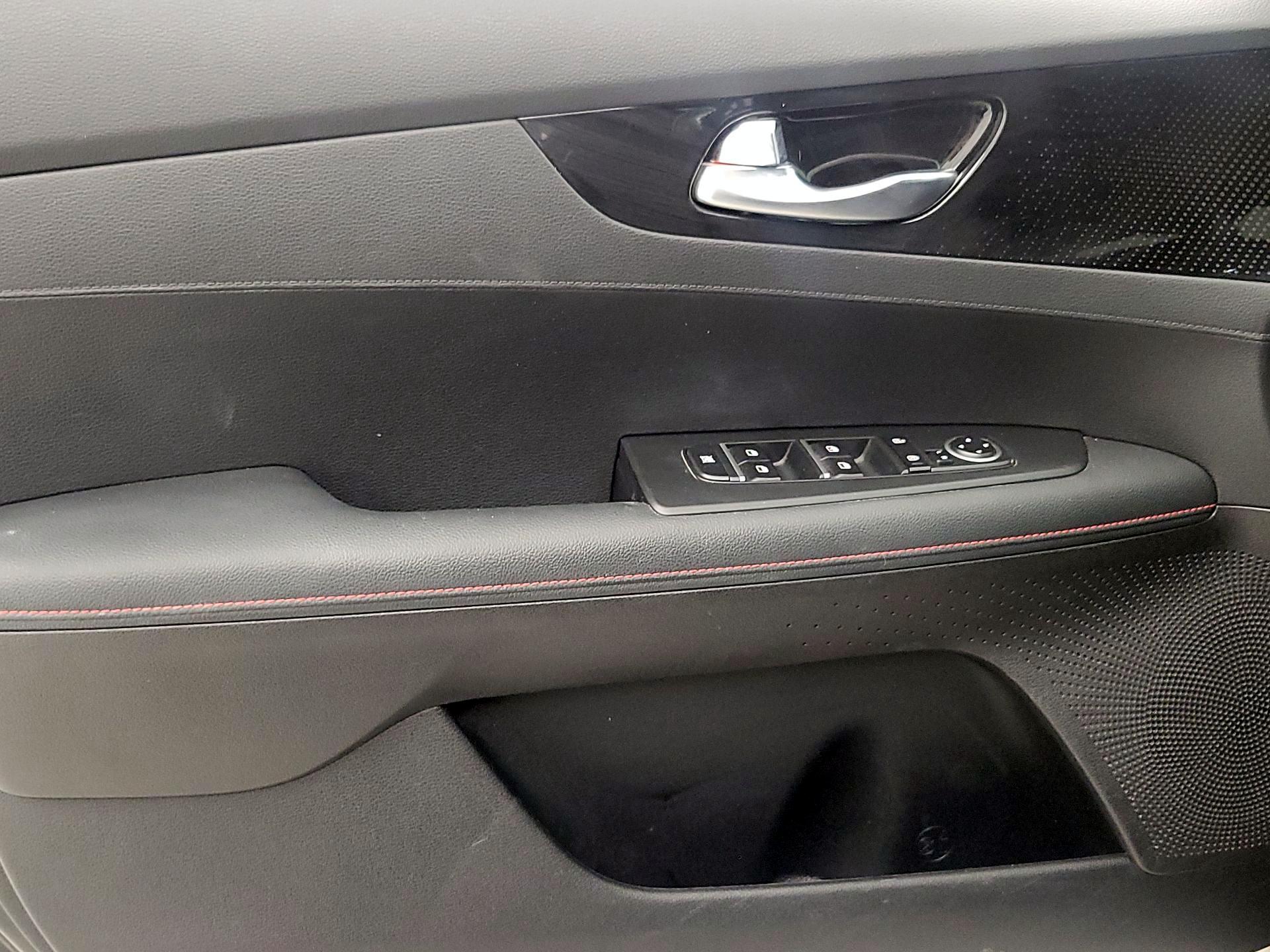 Thumbnail: 2024 Kia Forte - 12