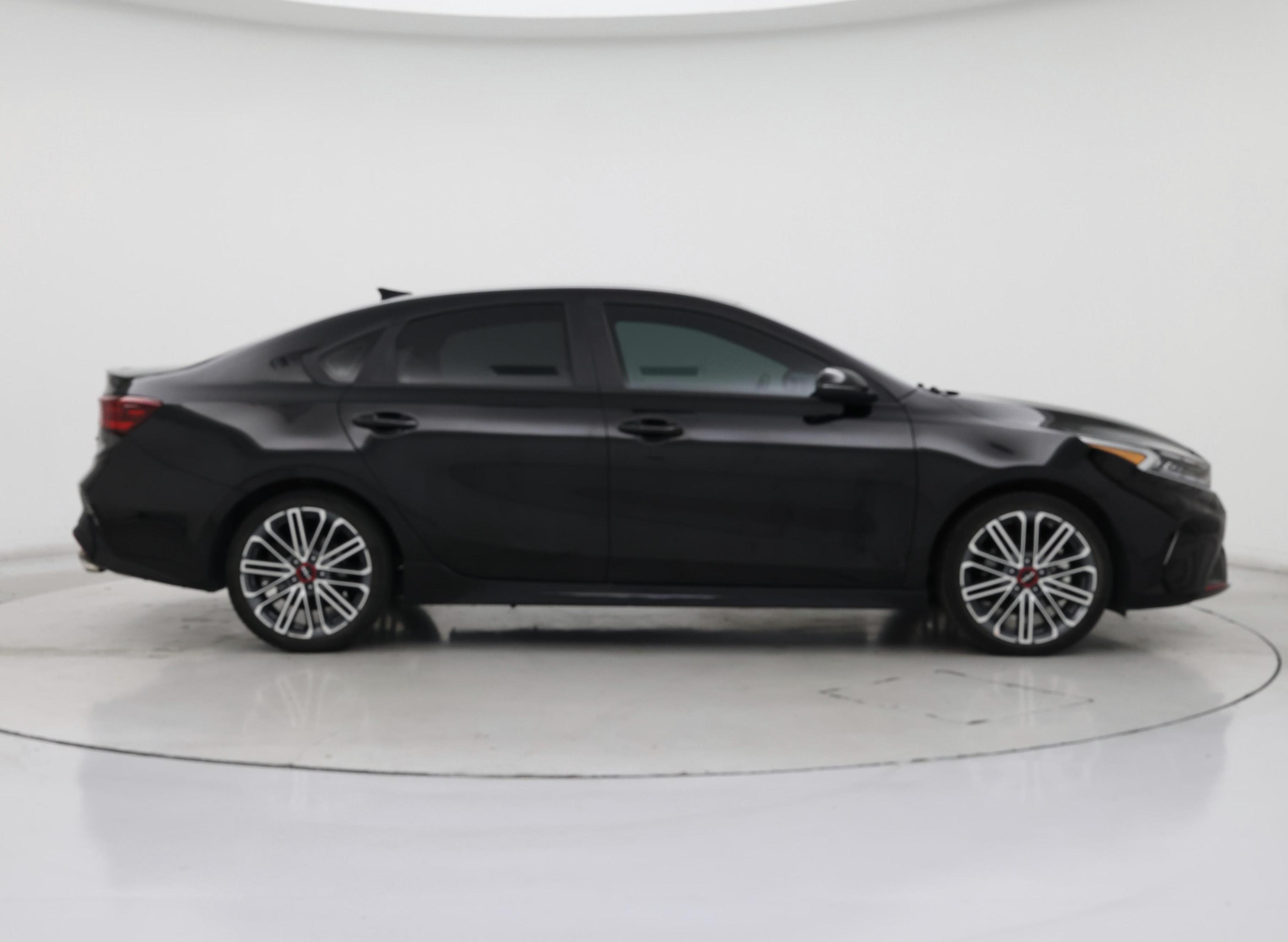 Thumbnail: 2024 Kia Forte - 7