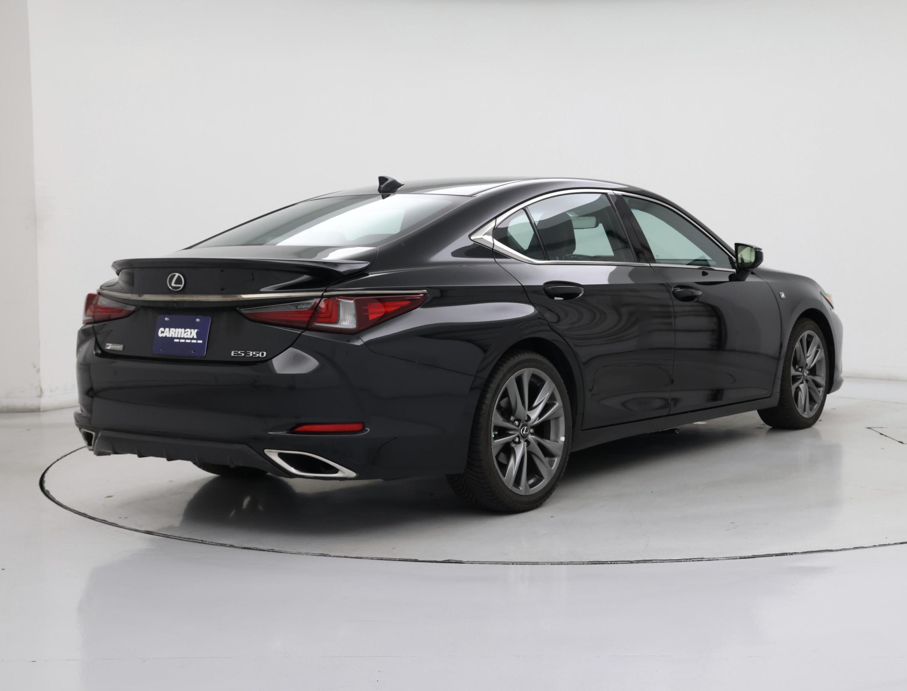 Thumbnail: 2019 Lexus ES - 8