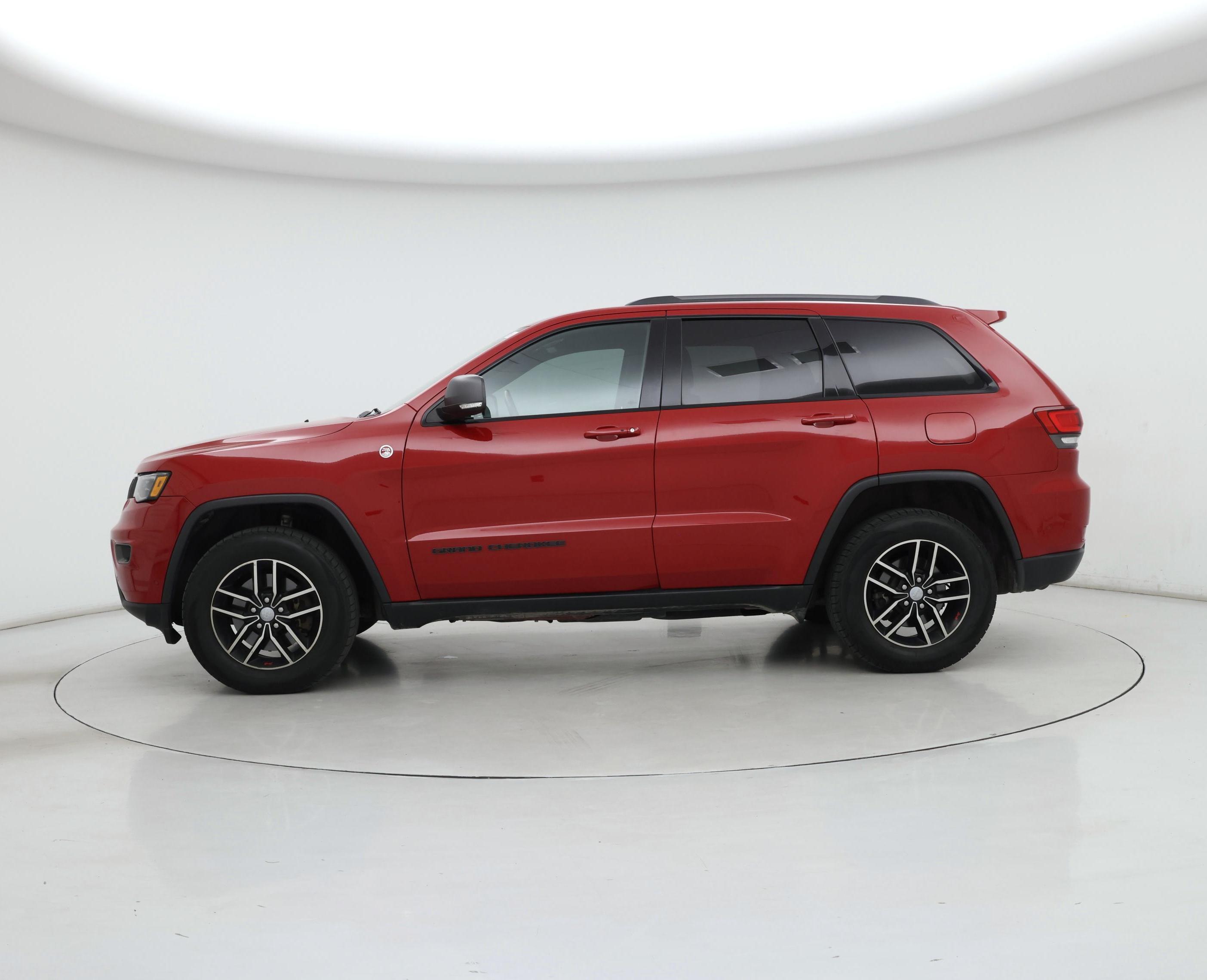 Thumbnail: 2017 Jeep Grand Cherokee - 3