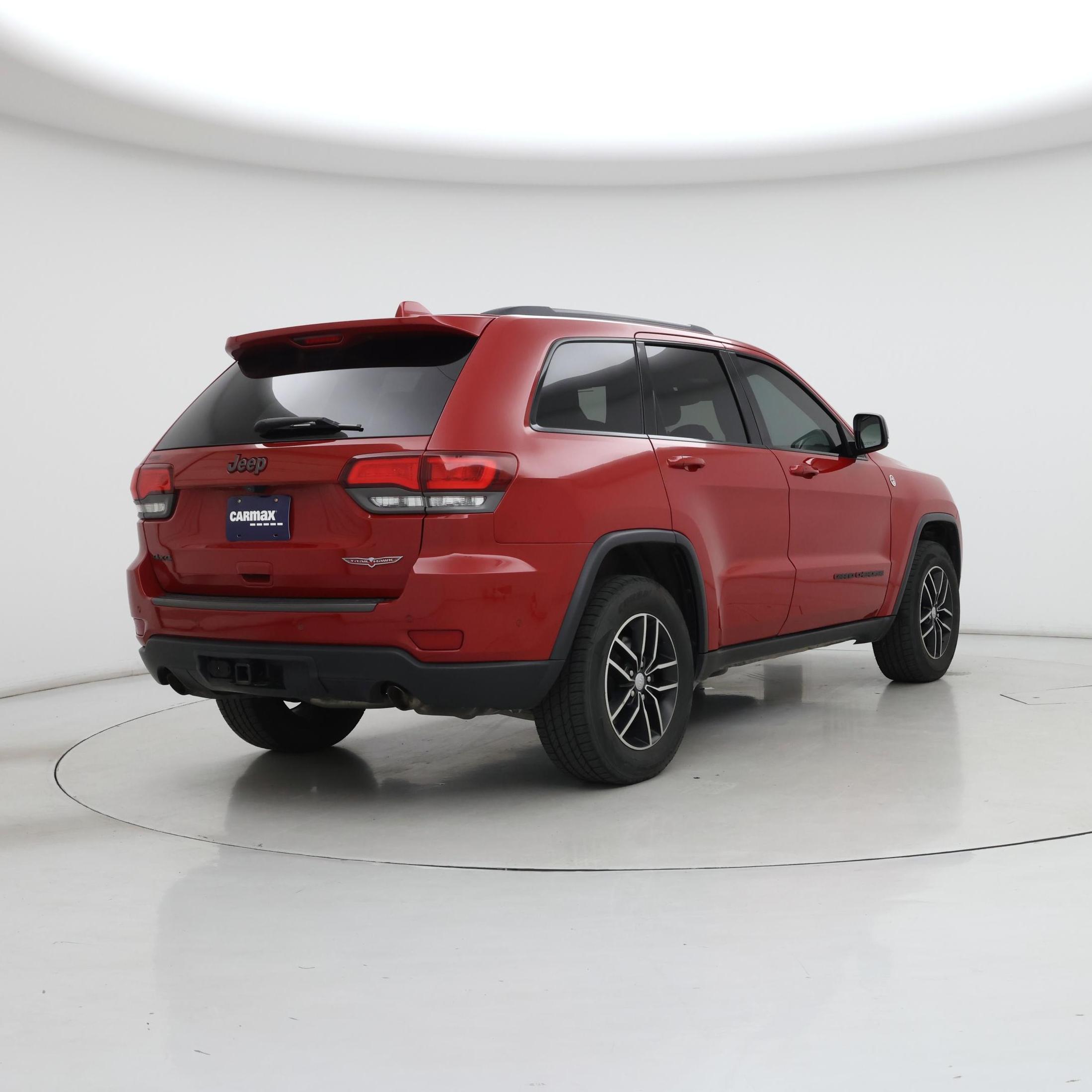 Thumbnail: 2017 Jeep Grand Cherokee - 8