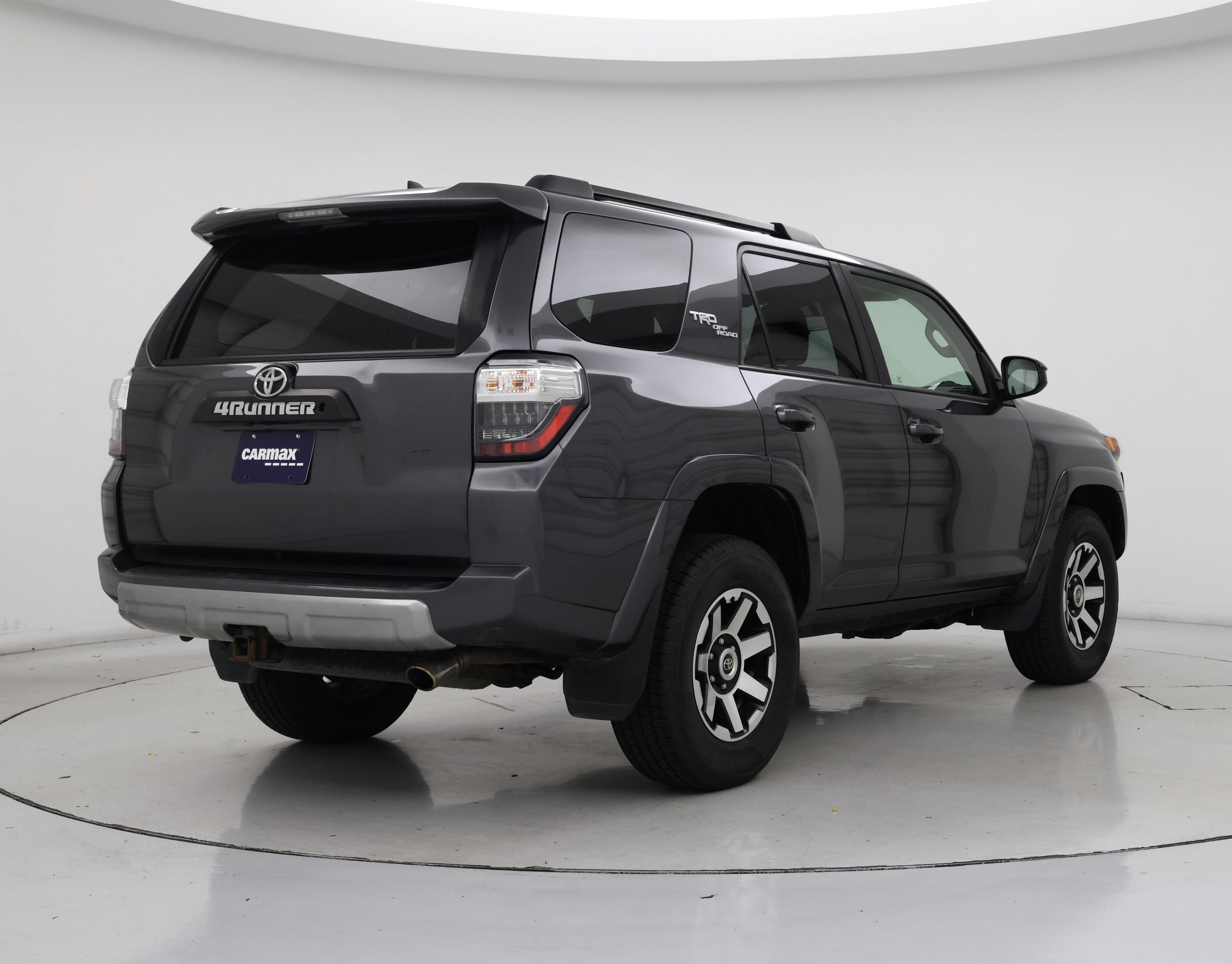 Thumbnail: 2019 Toyota 4Runner - 8