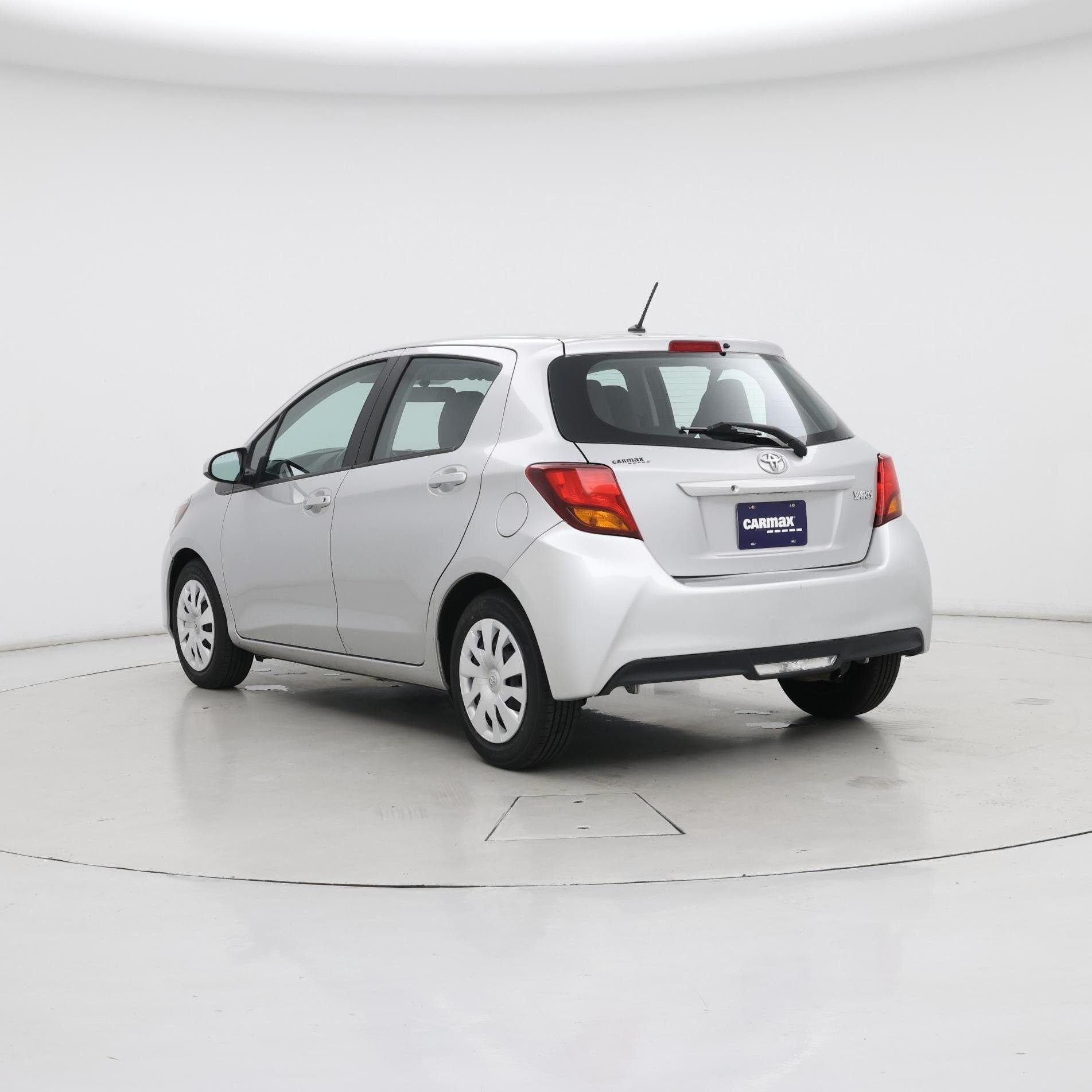 Thumbnail: 2015 Toyota Yaris - 2
