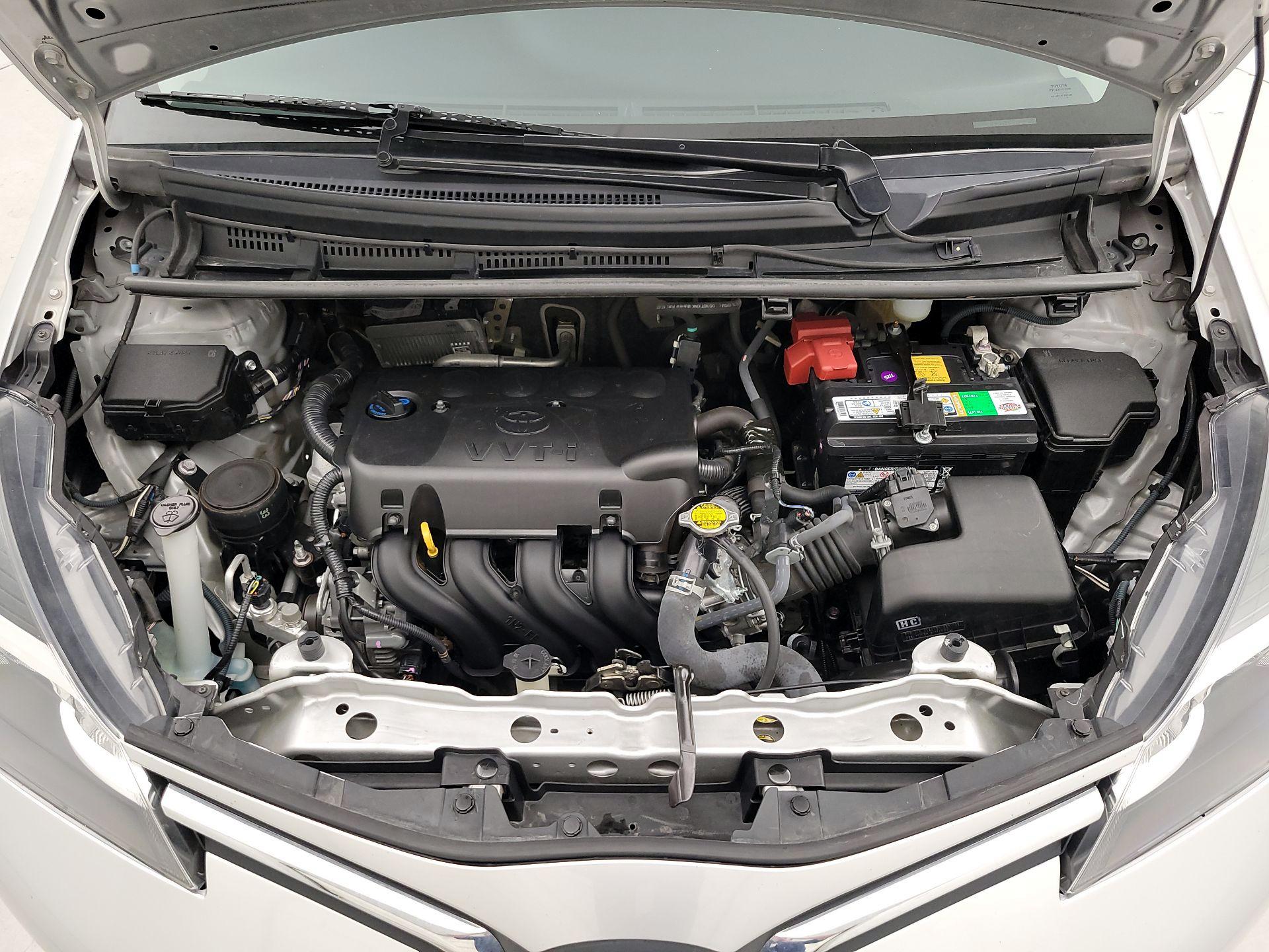 Thumbnail: 2015 Toyota Yaris - 20