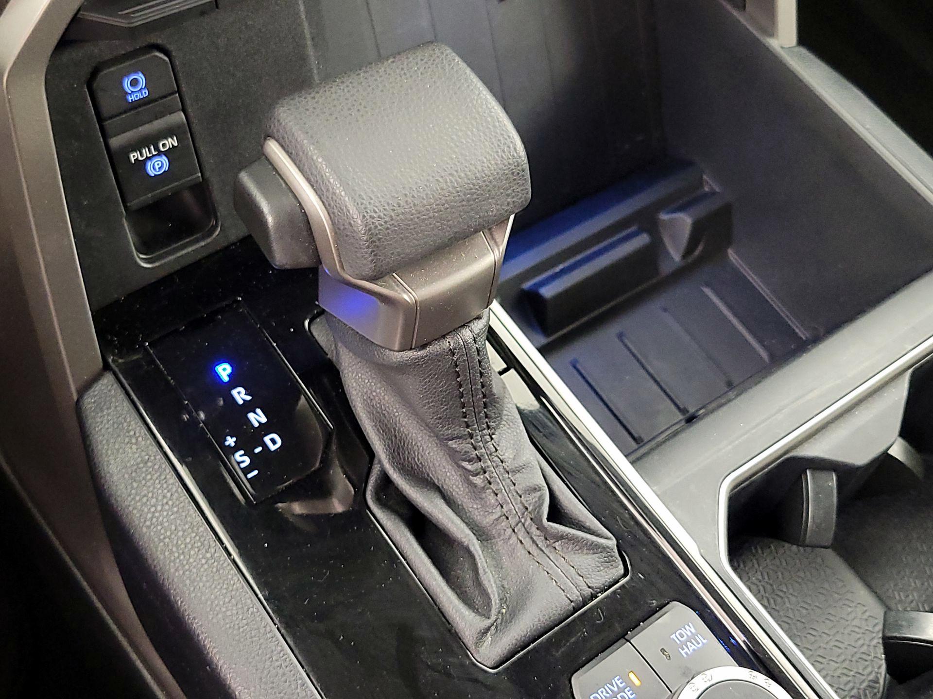Thumbnail: 2023 Toyota Tundra - 17