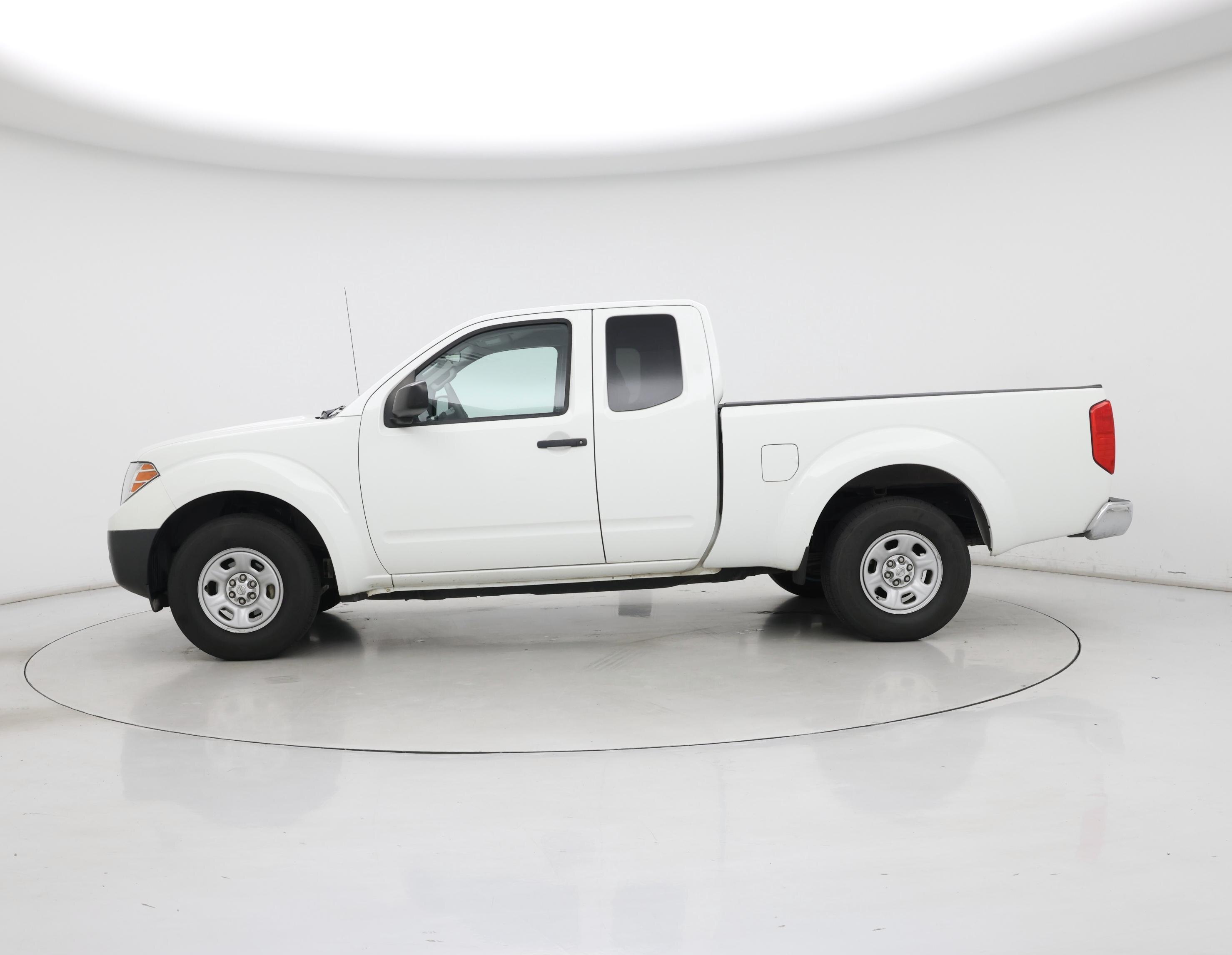 Thumbnail: 2013 Nissan Frontier - 3