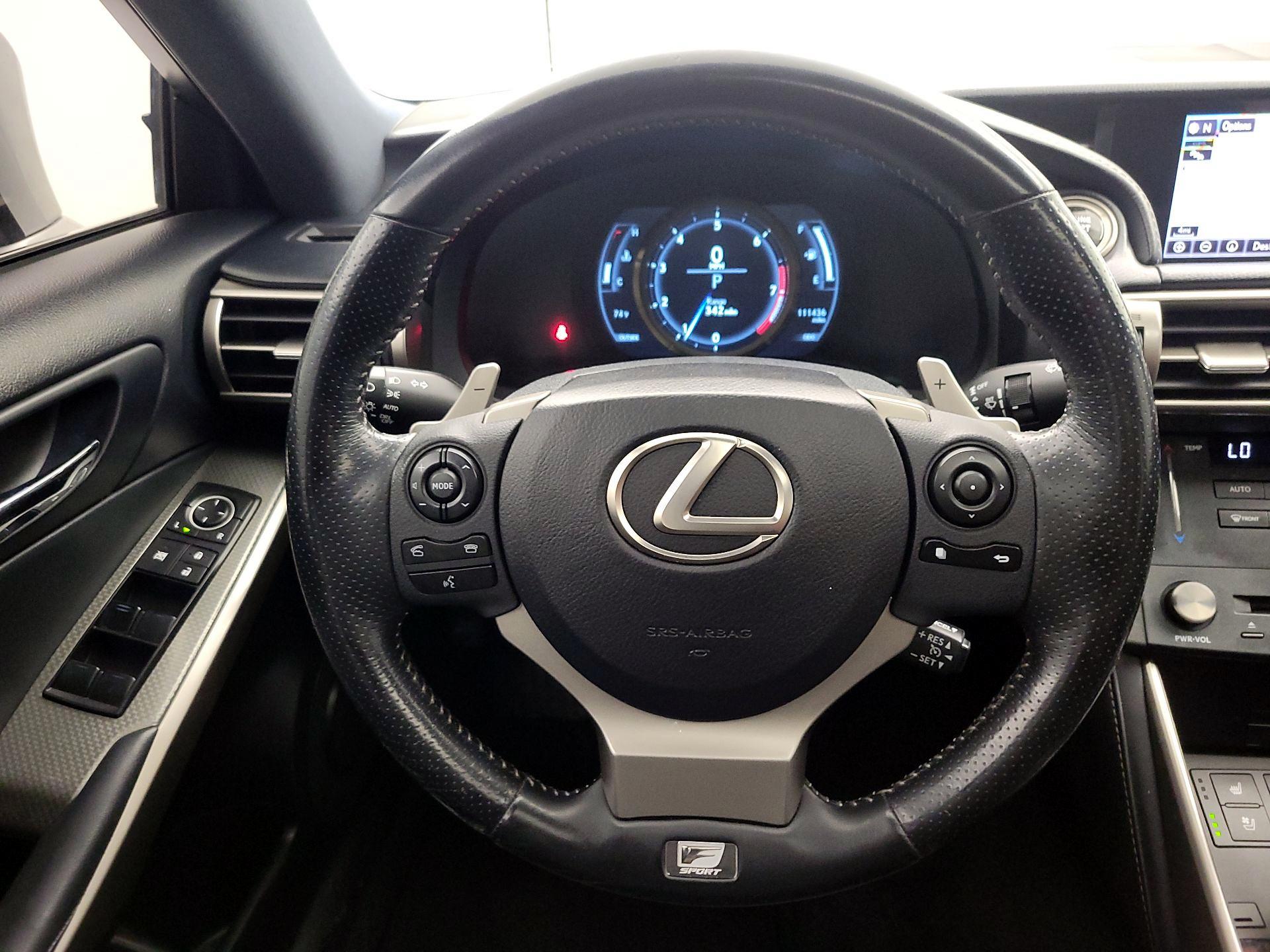 Thumbnail: 2015 Lexus IS - 10